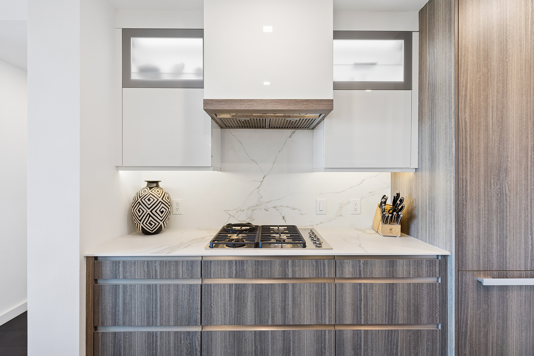  Exceptional One Bedroom Residence at Luxe - 物件實景
