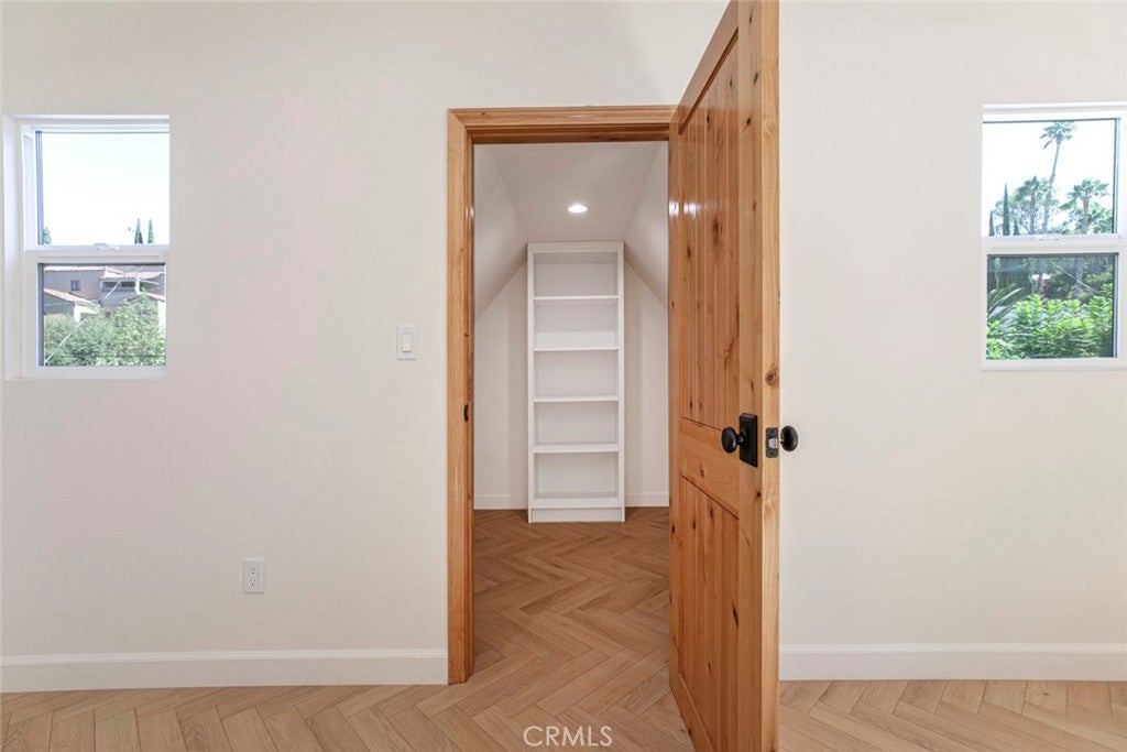 Los Angeles, California, 90027, United States, 4 Bedrooms Bedrooms, ,3 BathroomsBathrooms,Residential,For Sale,1942315