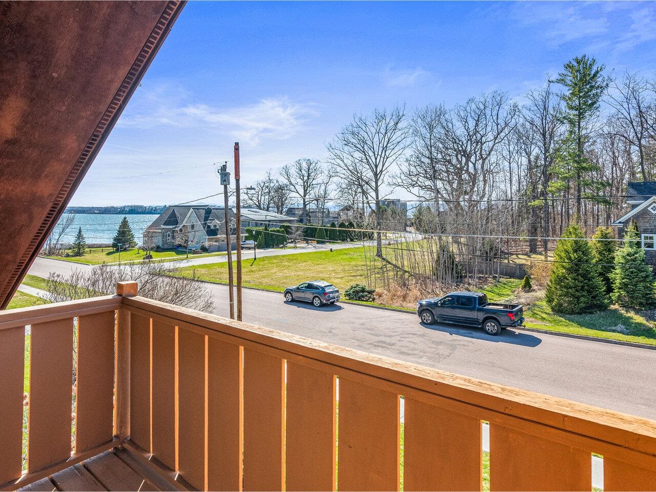 Burlington, Vermont, 05401, United States, 2 Bedrooms Bedrooms, ,3 BathroomsBathrooms,Residential,For Sale,1883018