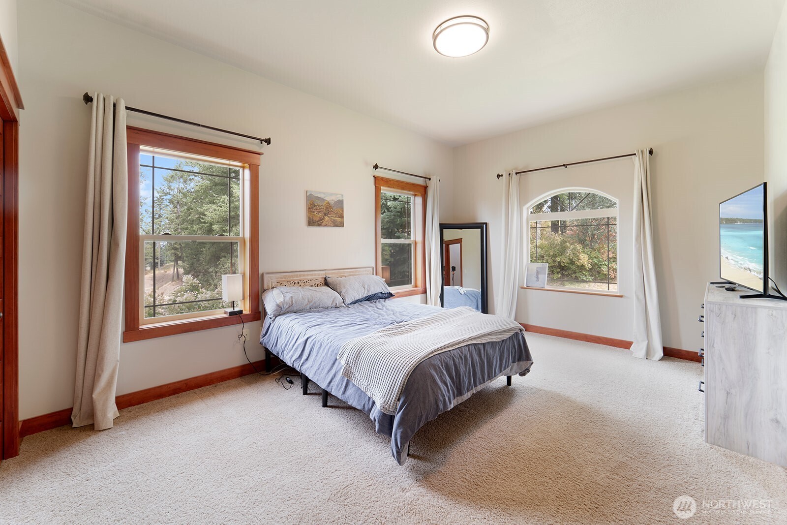 Spokane, Washington, 99208, United States, 5 Bedrooms Bedrooms, ,4 BathroomsBathrooms,Residential,For Sale,1975887