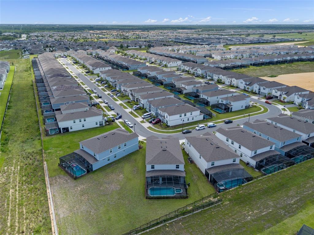 Davenport, Florida, 33897, United States, 10 Bedrooms Bedrooms, ,8 BathroomsBathrooms,Residential,For Sale,1897449