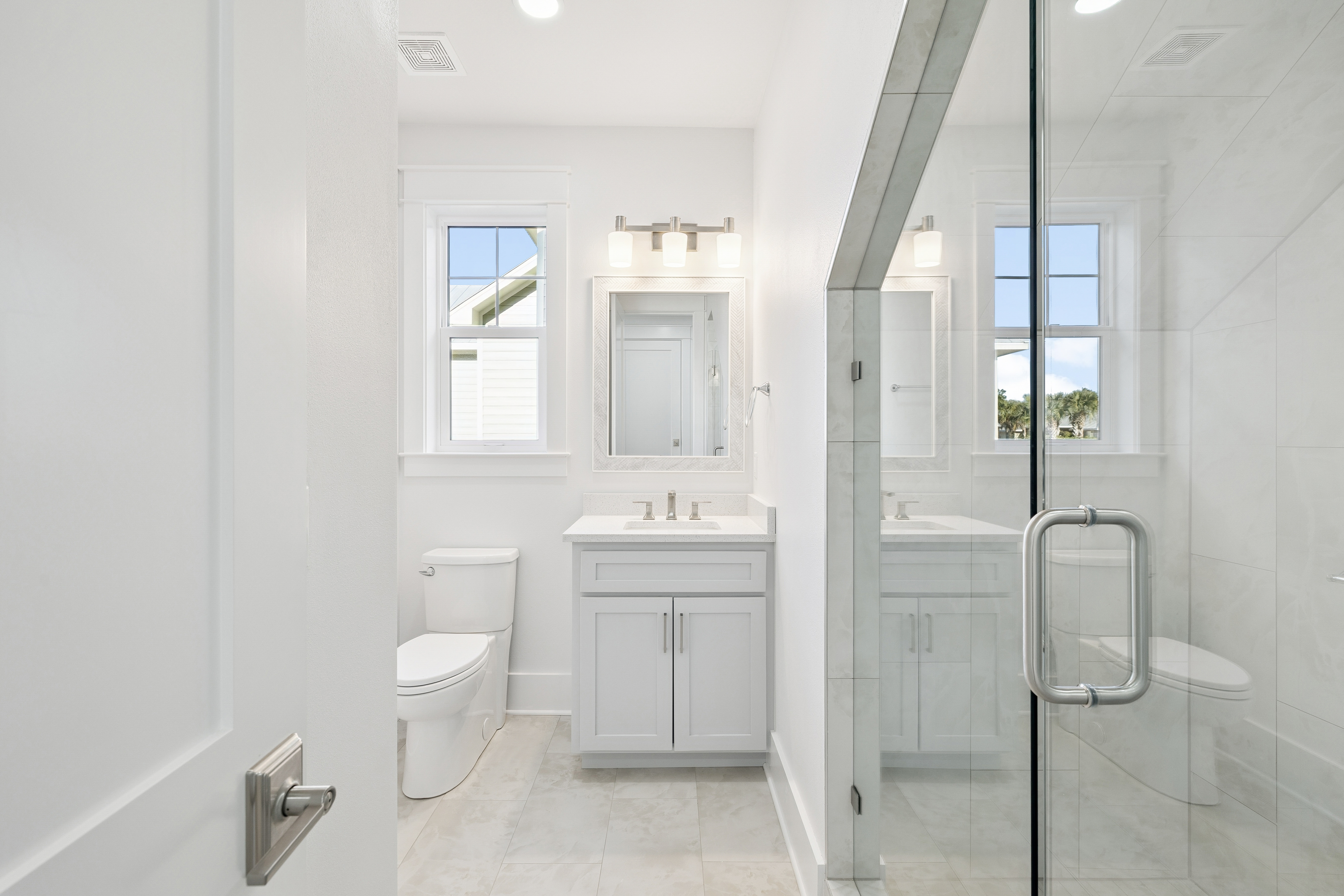  Waterfront Canal Home With Expanded Floor Plan And Bay Access - 物件實景