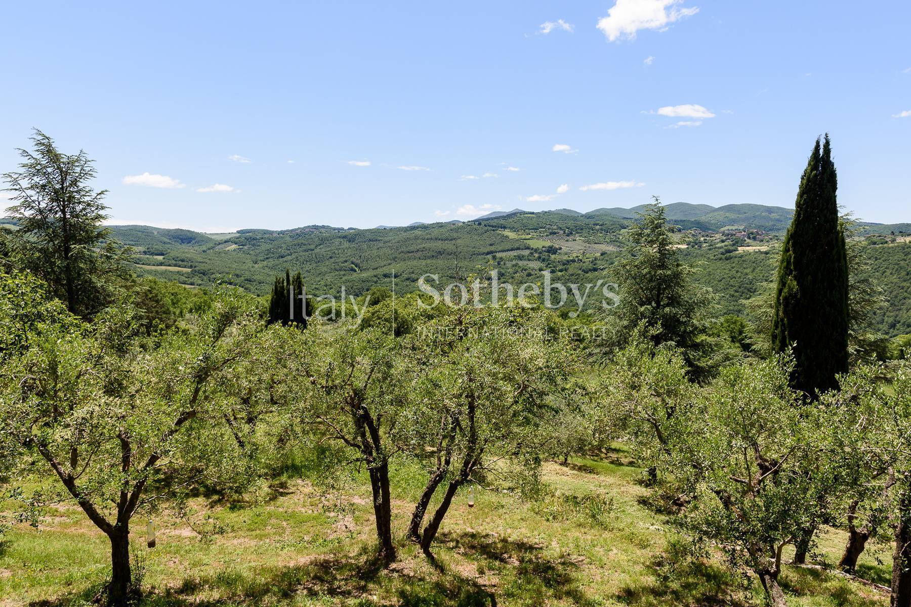  13th-Century Watchtower with Breathtaking Views over Todi - 物件實景