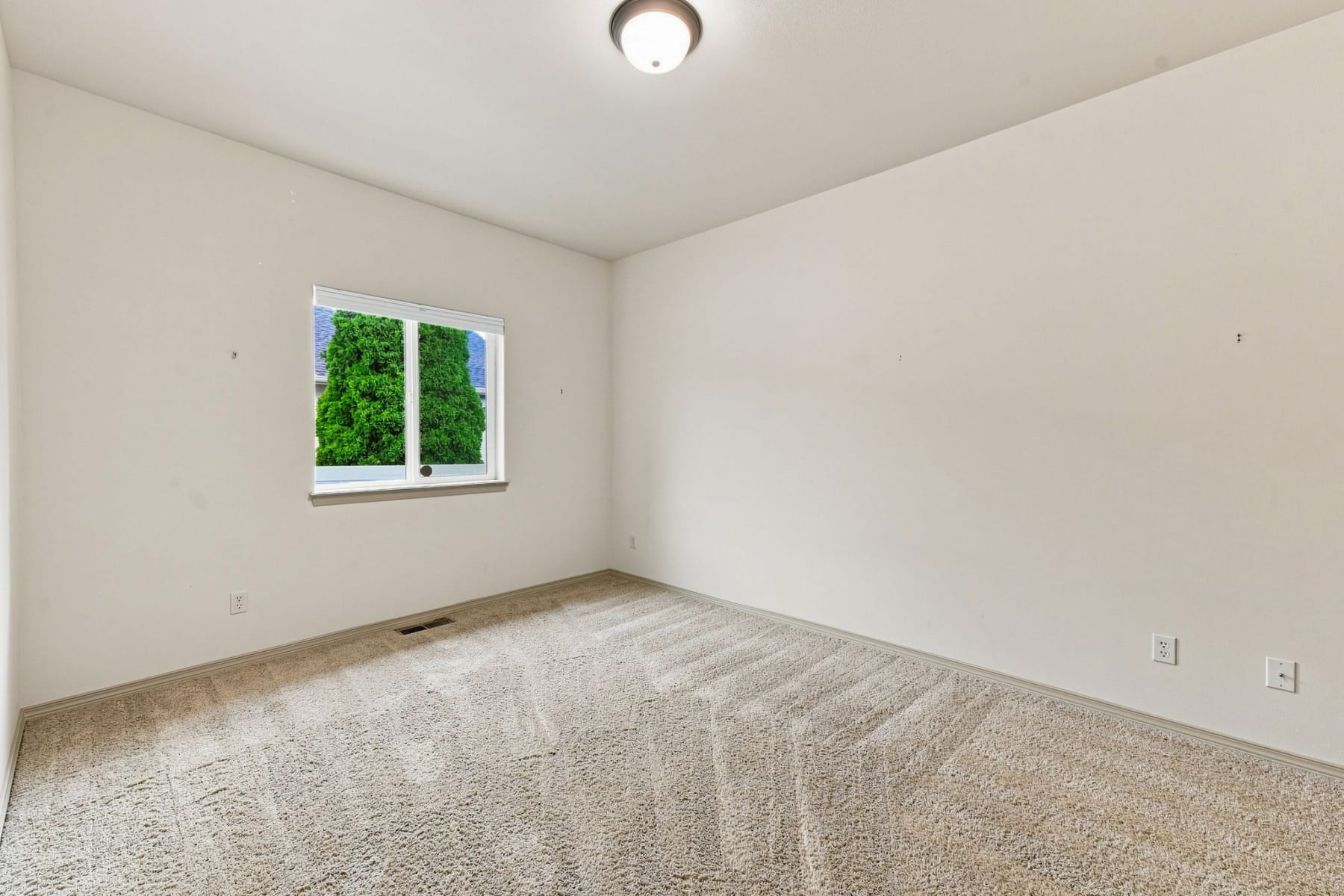  2234 SE Pilatus Lane Bend, OR 97702 - 物件實景