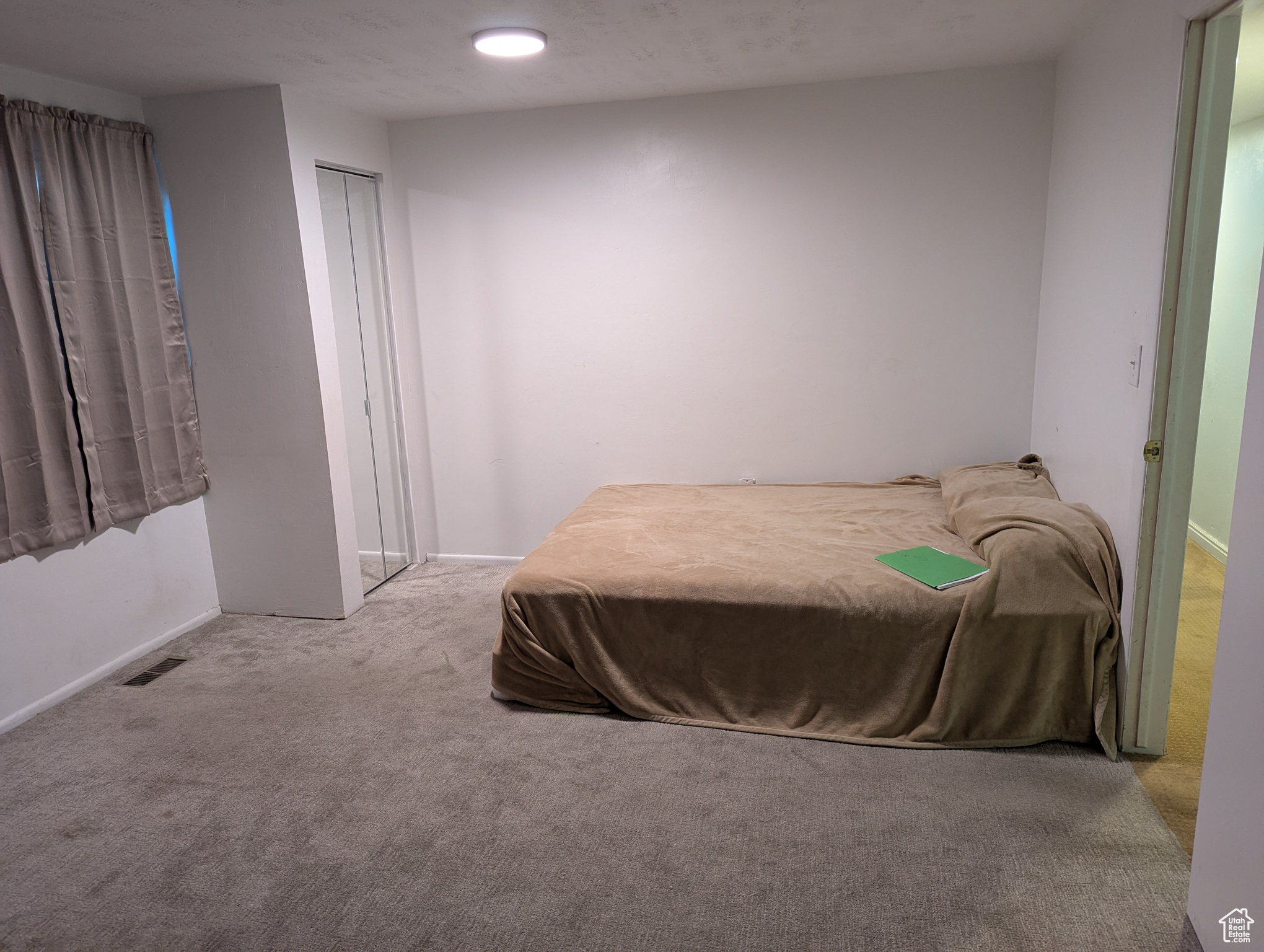 Orem, Utah, 84097, United States, 7 Bedrooms Bedrooms, ,3 BathroomsBathrooms,Residential,For Sale,1983193