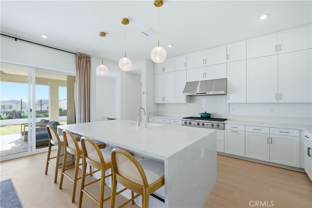 Fontana, California, 92336, United States, 4 Bedrooms Bedrooms, ,3 BathroomsBathrooms,Residential,For Sale,1995371