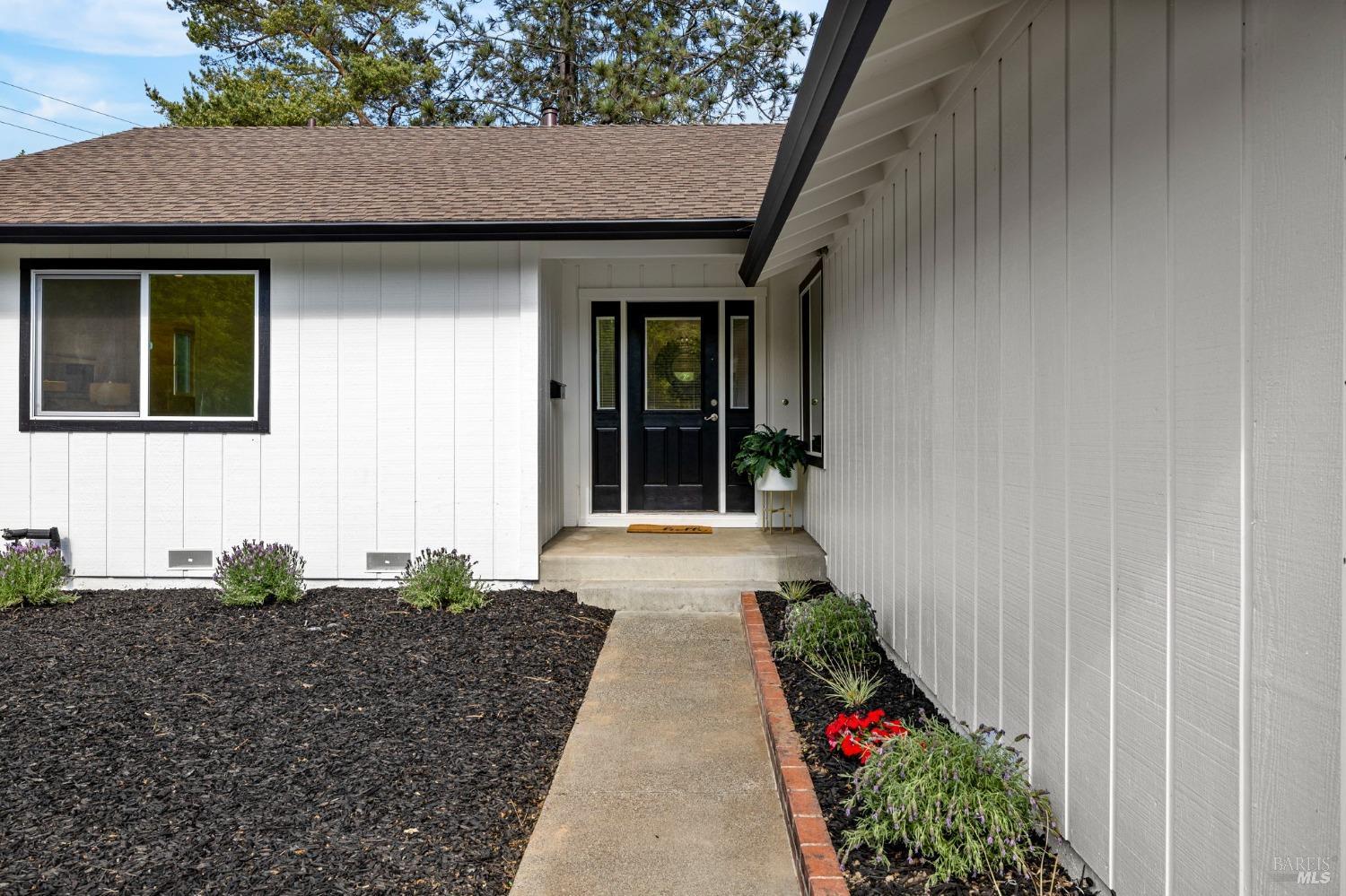 Santa Rosa, California, 95404, United States, 3 Bedrooms Bedrooms, ,2 BathroomsBathrooms,Residential,For Sale,1872467