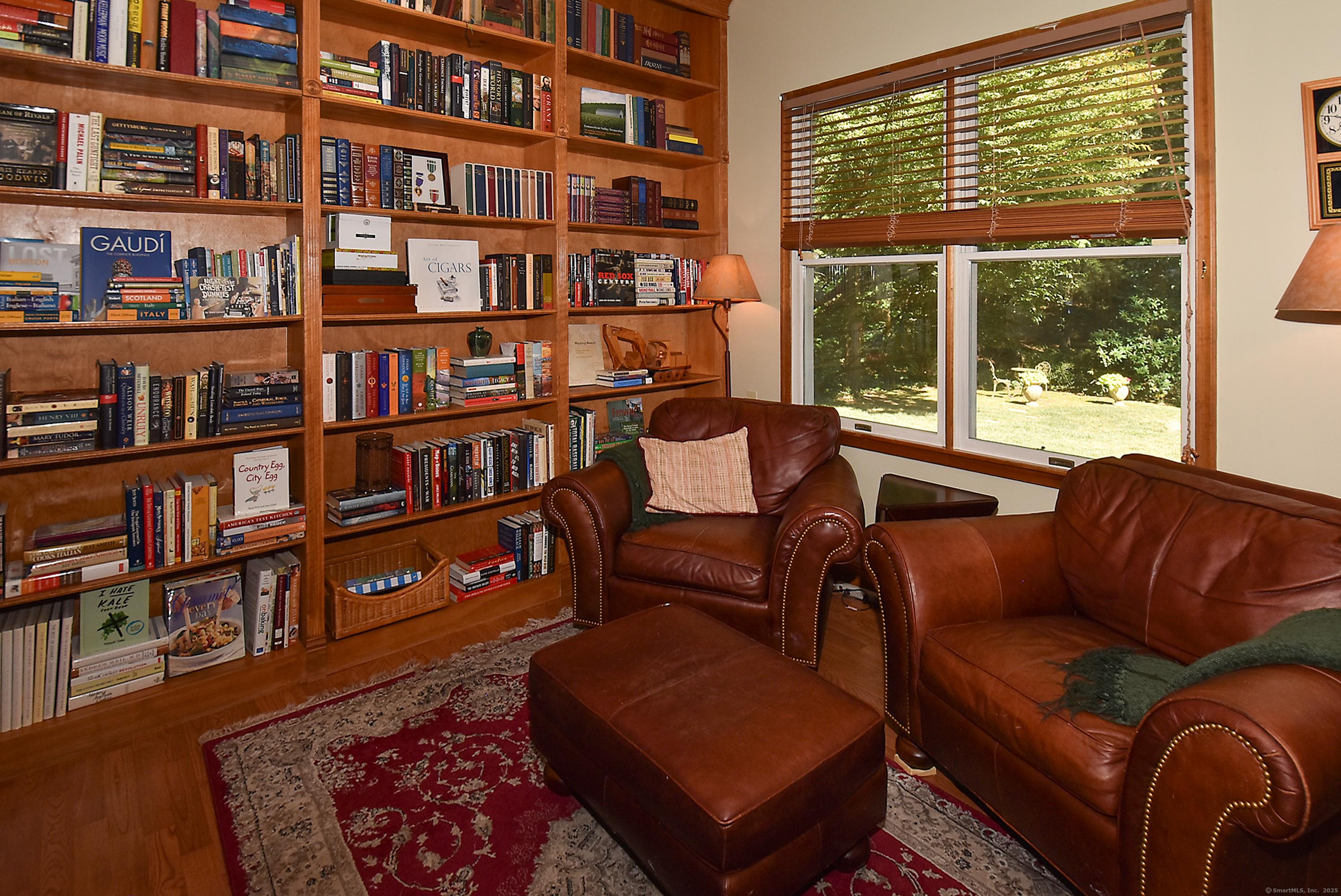Windsor, Connecticut, 06095, United States, 4 Bedrooms Bedrooms, ,3 BathroomsBathrooms,Residential,For Sale,1936902