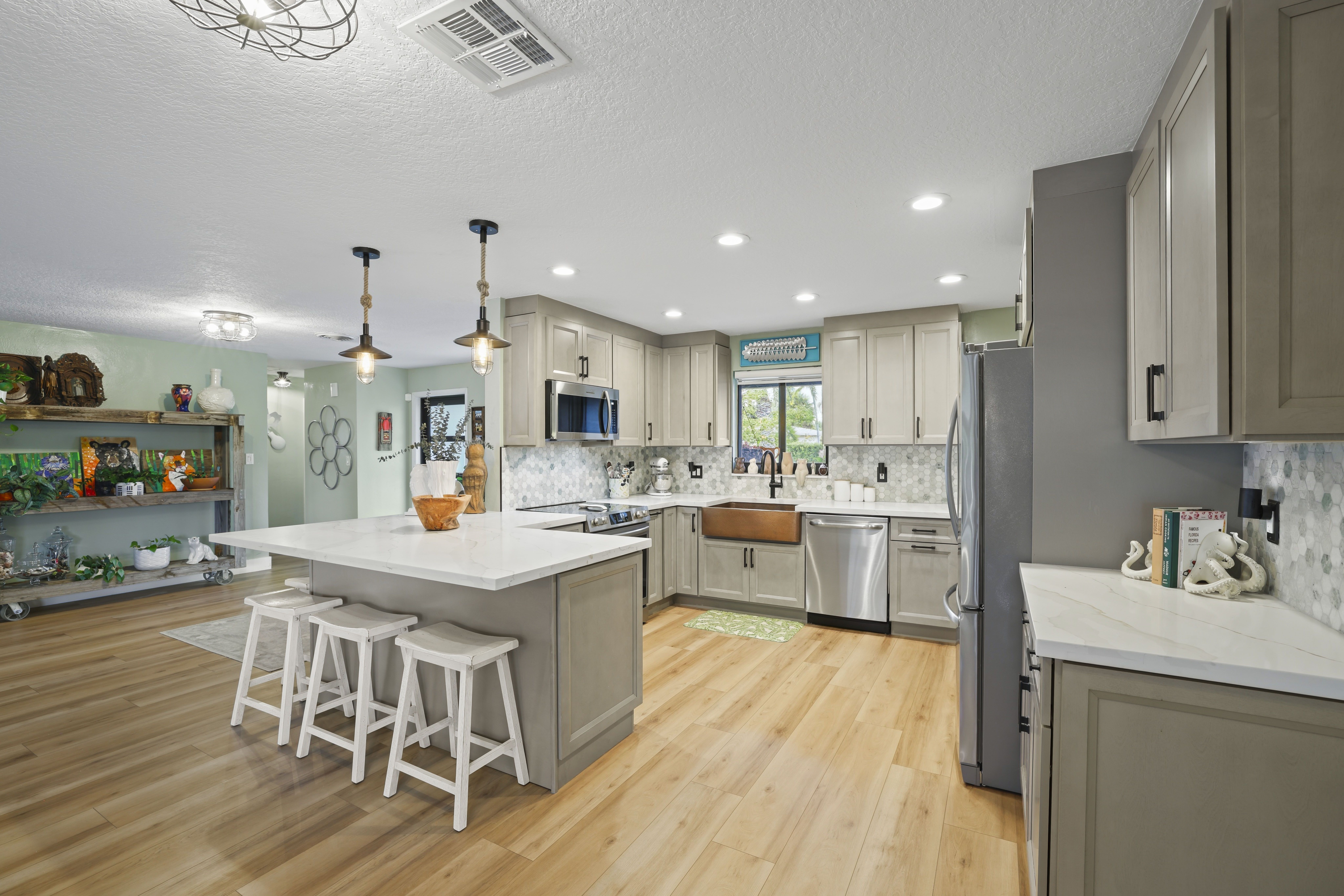  2332 NE 17th Terrace, Wilton Manors, FL, 33305 - 物件實景