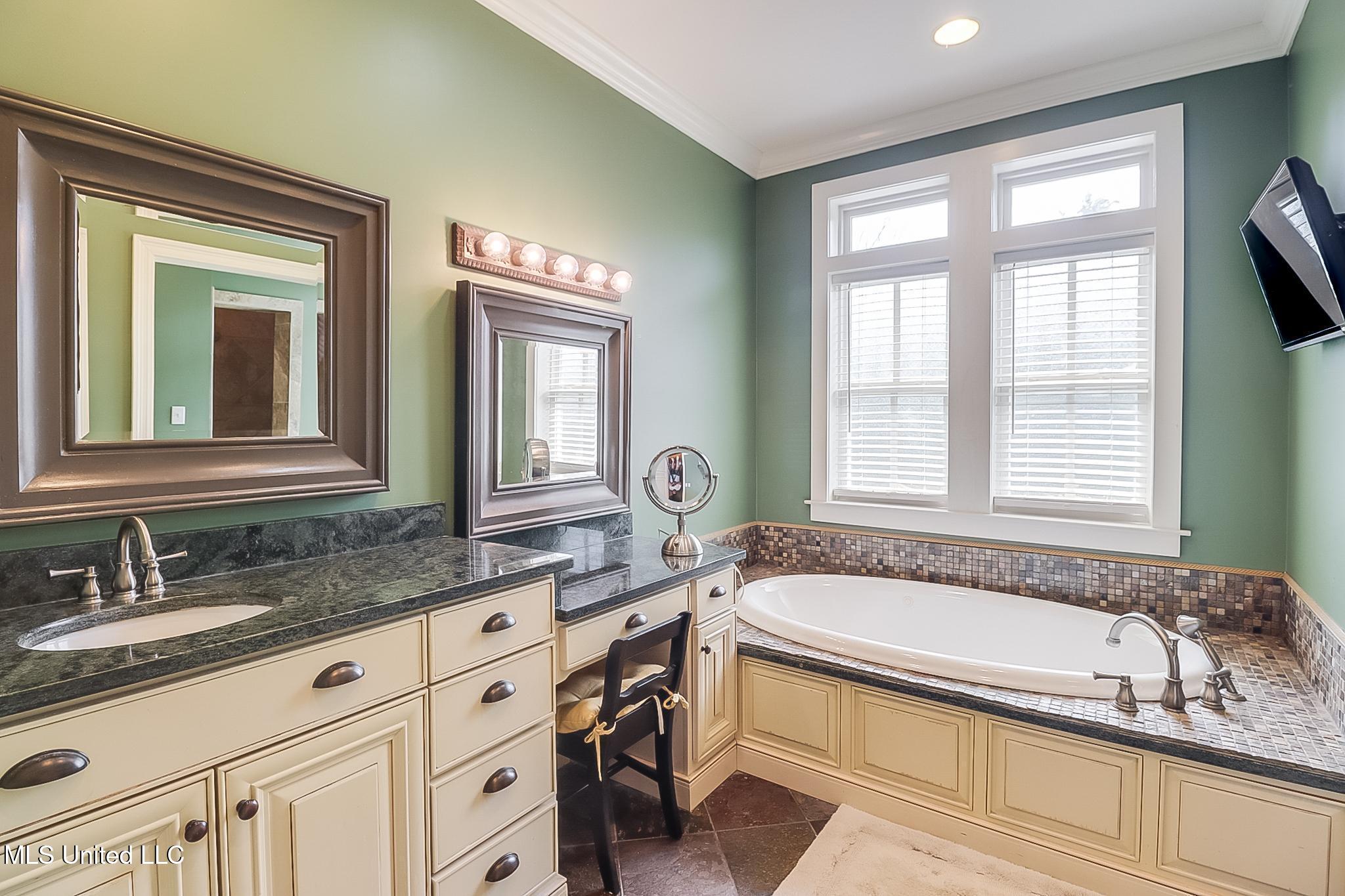 Pass Christian, Mississippi, 39571, United States, 3 Bedrooms Bedrooms, ,2 BathroomsBathrooms,Residential,For Sale,1779691