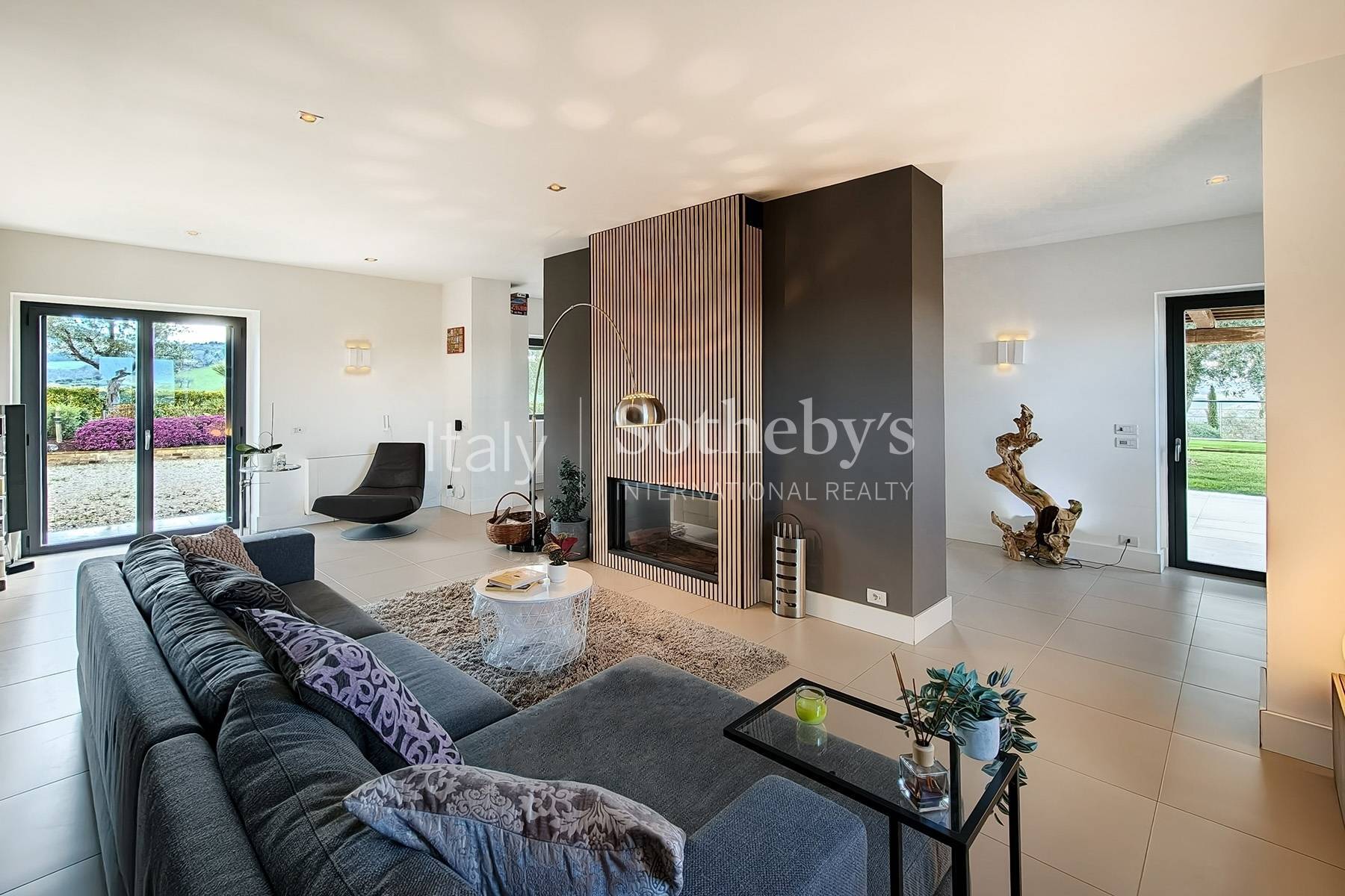  Charming restored farmhouse with contemporary interiors - 物件實景