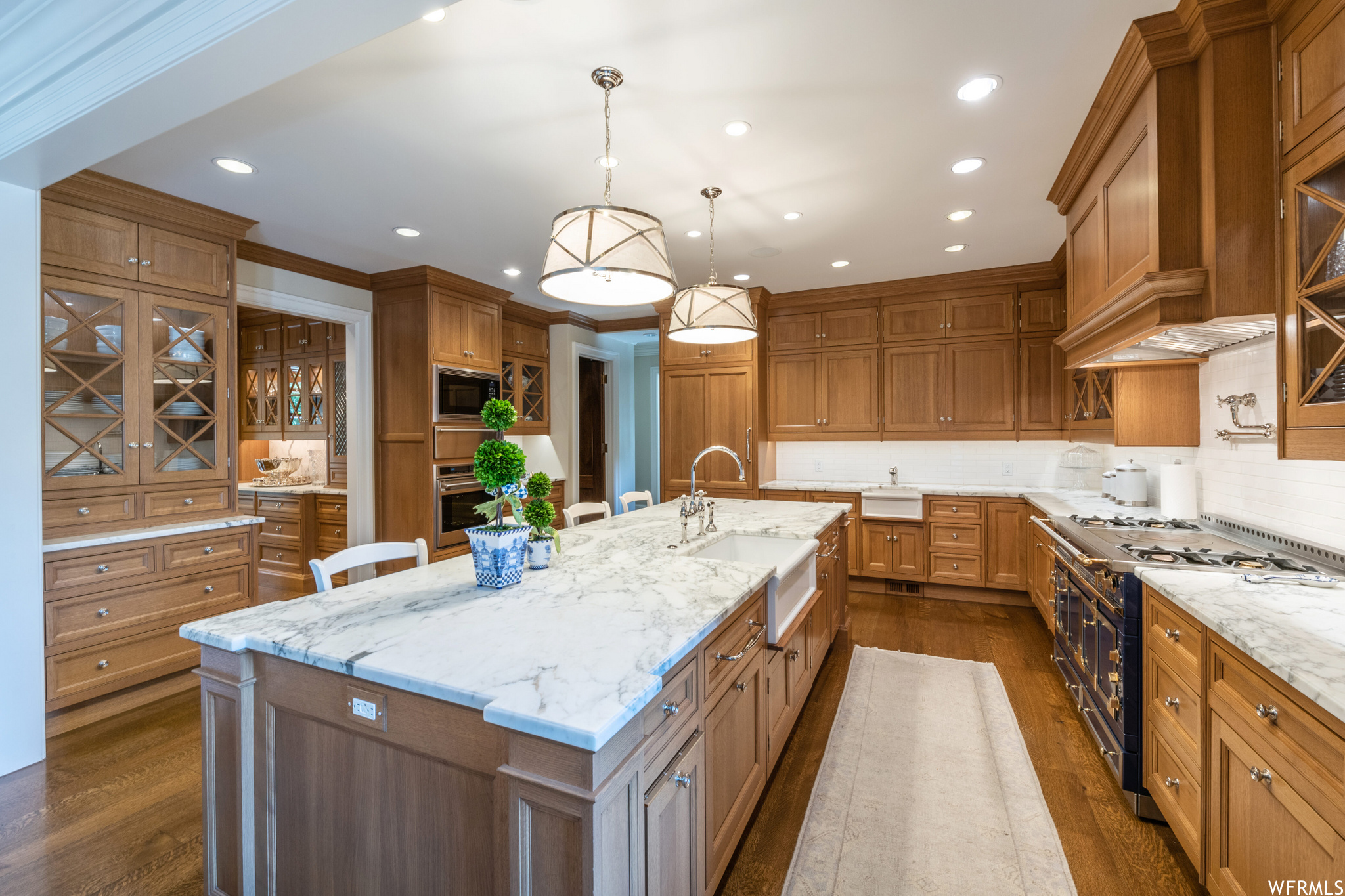 2304 S Oneida St, Salt Lake City, Utah, 84109, United States, 7 Bedrooms Bedrooms, ,6 BathroomsBathrooms,Residential,For Sale,2304 S Oneida St,1664070