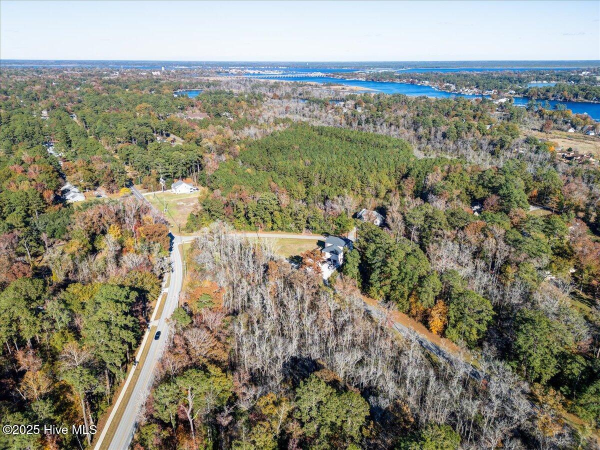 Trent Woods, North Carolina, 28562, United States, 4 Bedrooms Bedrooms, ,3 BathroomsBathrooms,Residential,For Sale,1997785