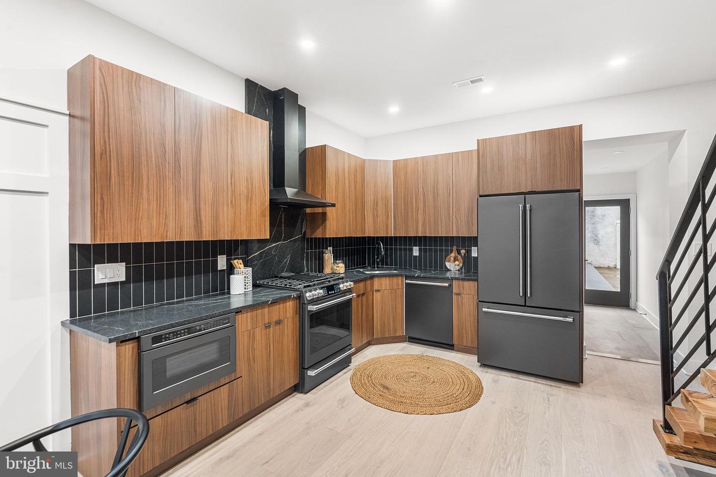 Philadelphia, Pennsylvania, 19125, United States, 3 Bedrooms Bedrooms, ,3 BathroomsBathrooms,Residential,For Sale,1954864