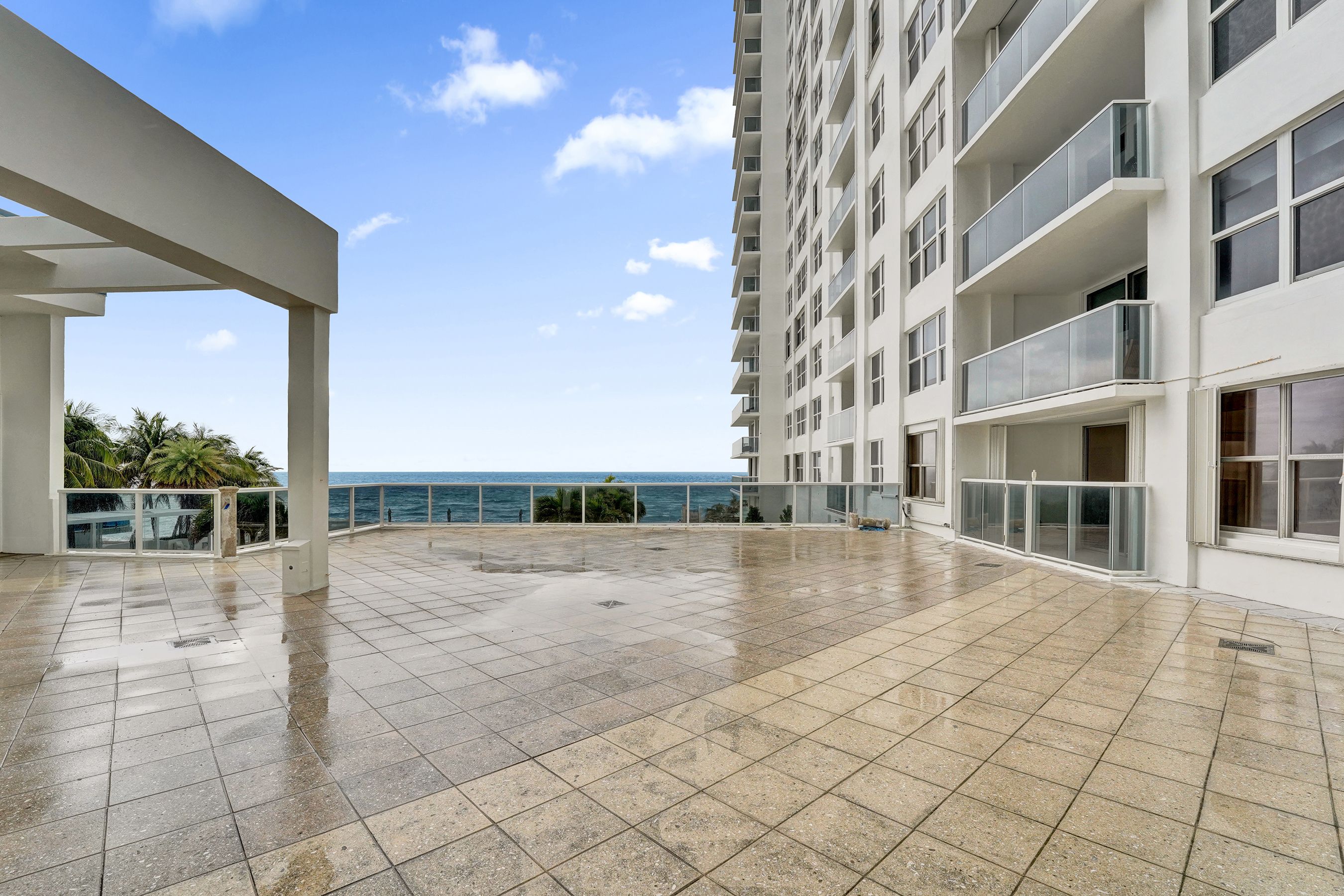  2751 S Ocean Drive, Hollywood, FL, 33019 - 物件實景