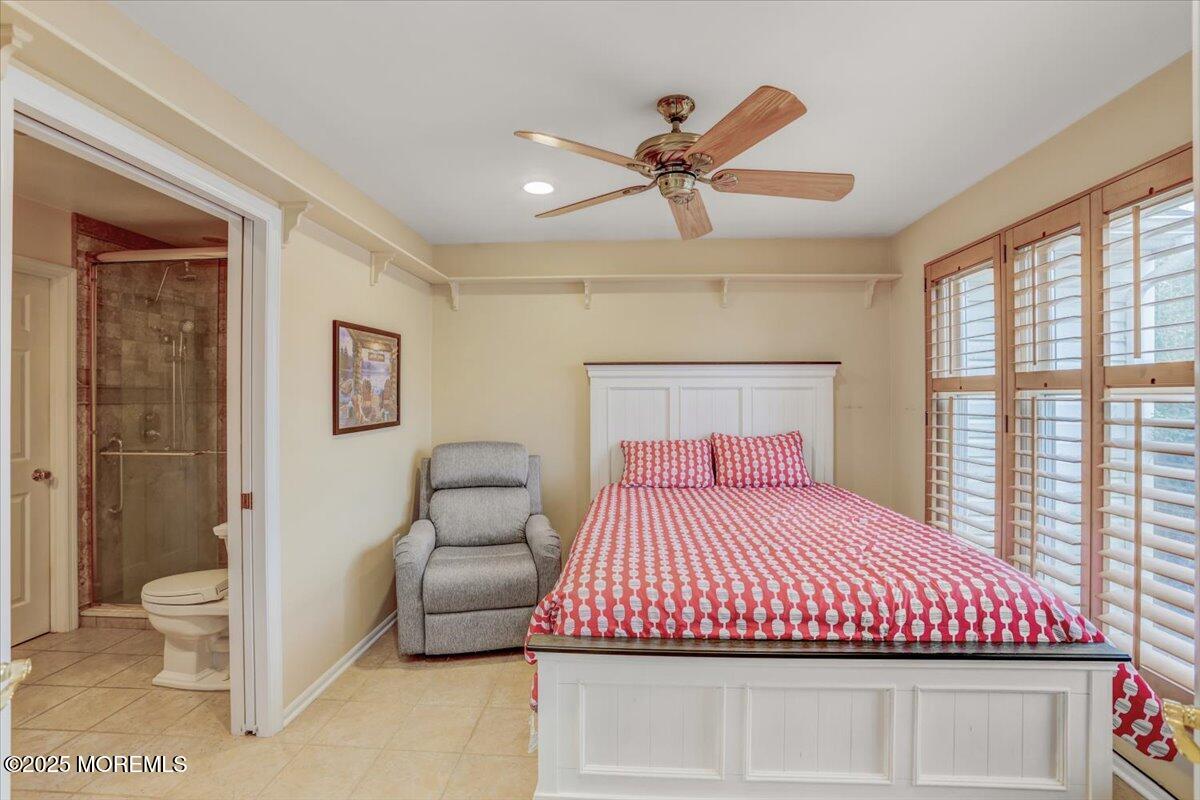 Freehold, New Jersey, 07728, United States, 5 Bedrooms Bedrooms, ,4 BathroomsBathrooms,Residential,For Sale,1974683