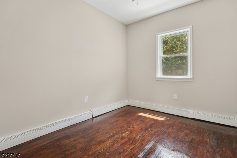 Garfield City, New Jersey, 07026, United States, 4 Bedrooms Bedrooms, ,3 BathroomsBathrooms,Residential,For Sale,1913233