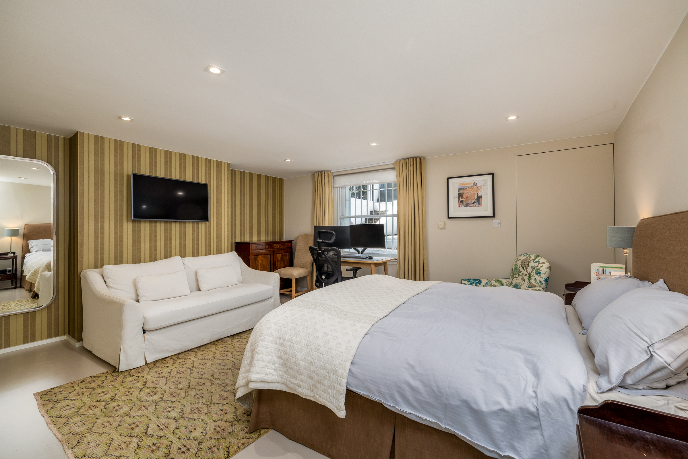  Beautifully Presented Grade II Listed Notting Hill Townhouse with Garden and a R - 物件實景