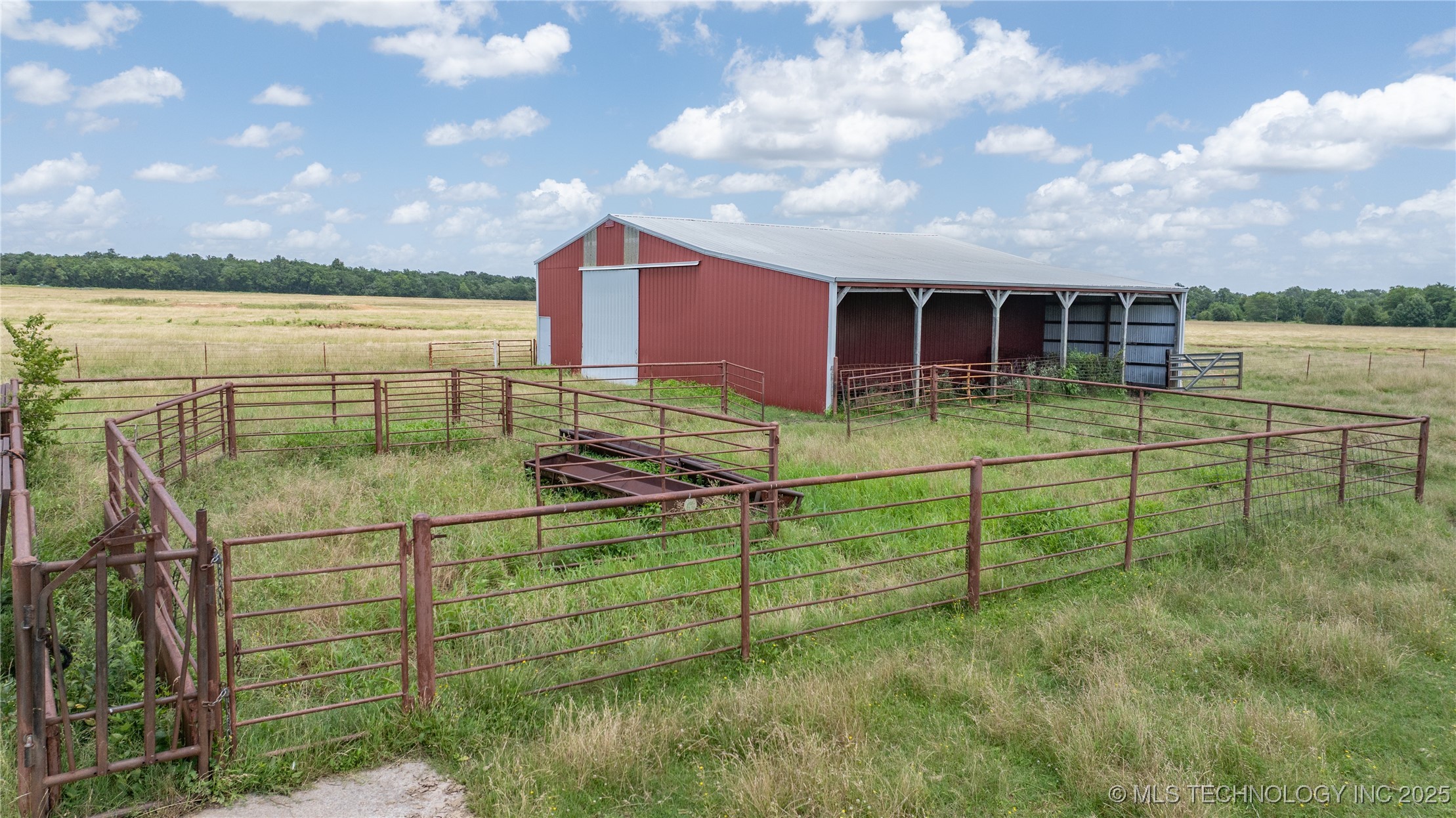 Haskell, Oklahoma, 74436, United States, 3 Bedrooms Bedrooms, ,3 BathroomsBathrooms,Residential,For Sale,1903731