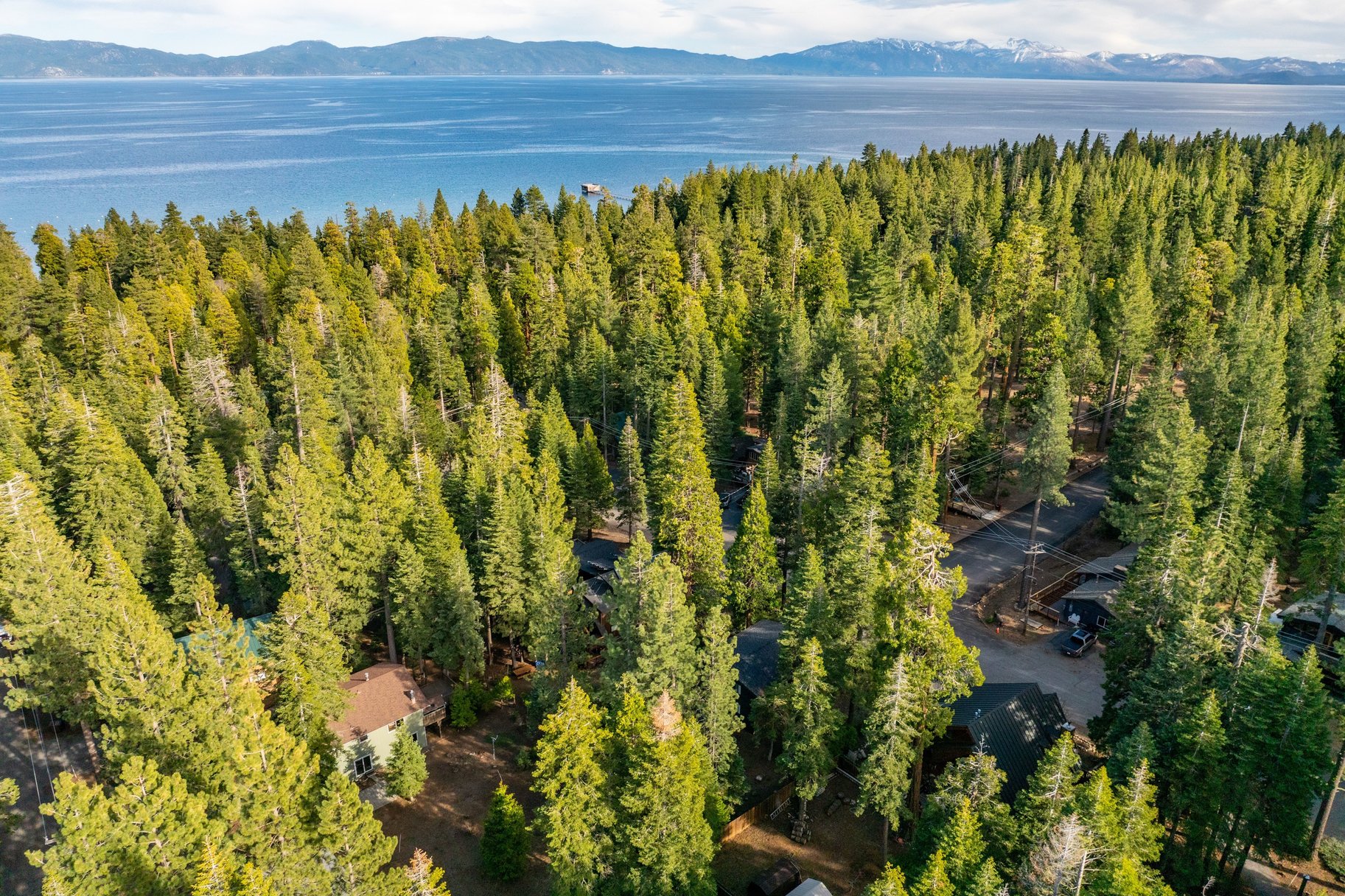  Tahoe City Chalet  Spacious Living in an Unbeatable Location - 物件實景