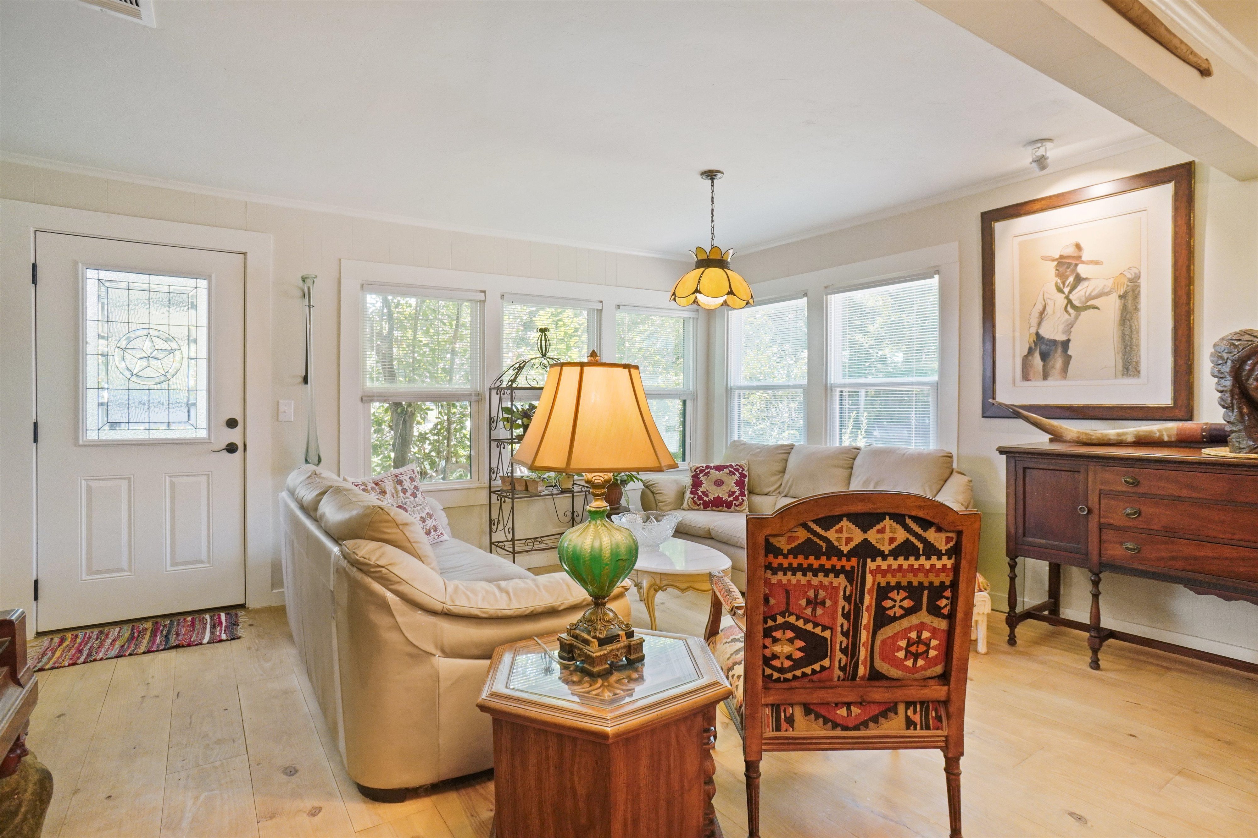 Lake Bridgeport, Texas, 76426, United States, 3 Bedrooms Bedrooms, ,3 BathroomsBathrooms,Residential,For Sale,1989947