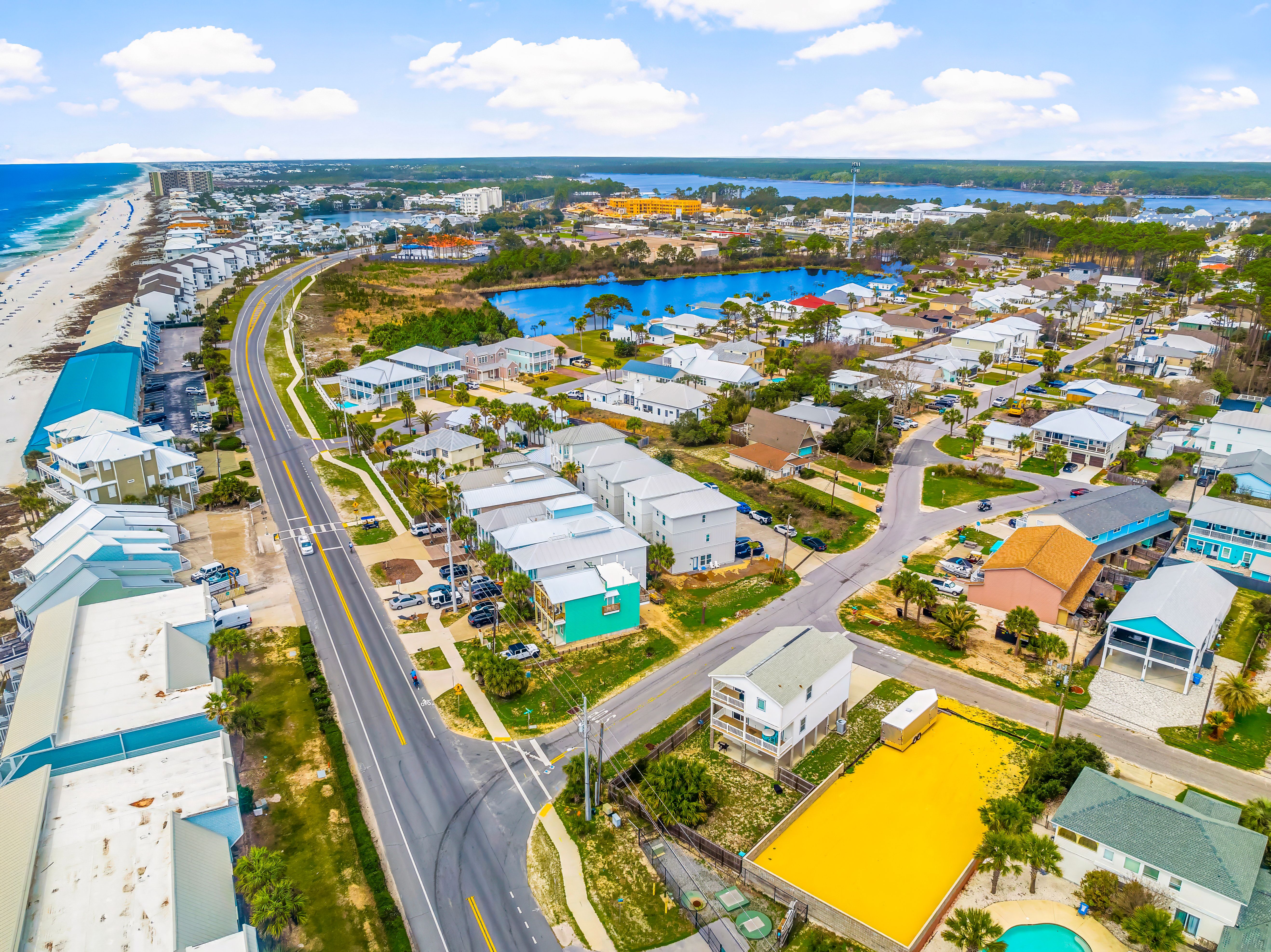  Investment-Friendly Beach House Offered Fully Furnished in Panama City Beach - 物件實景