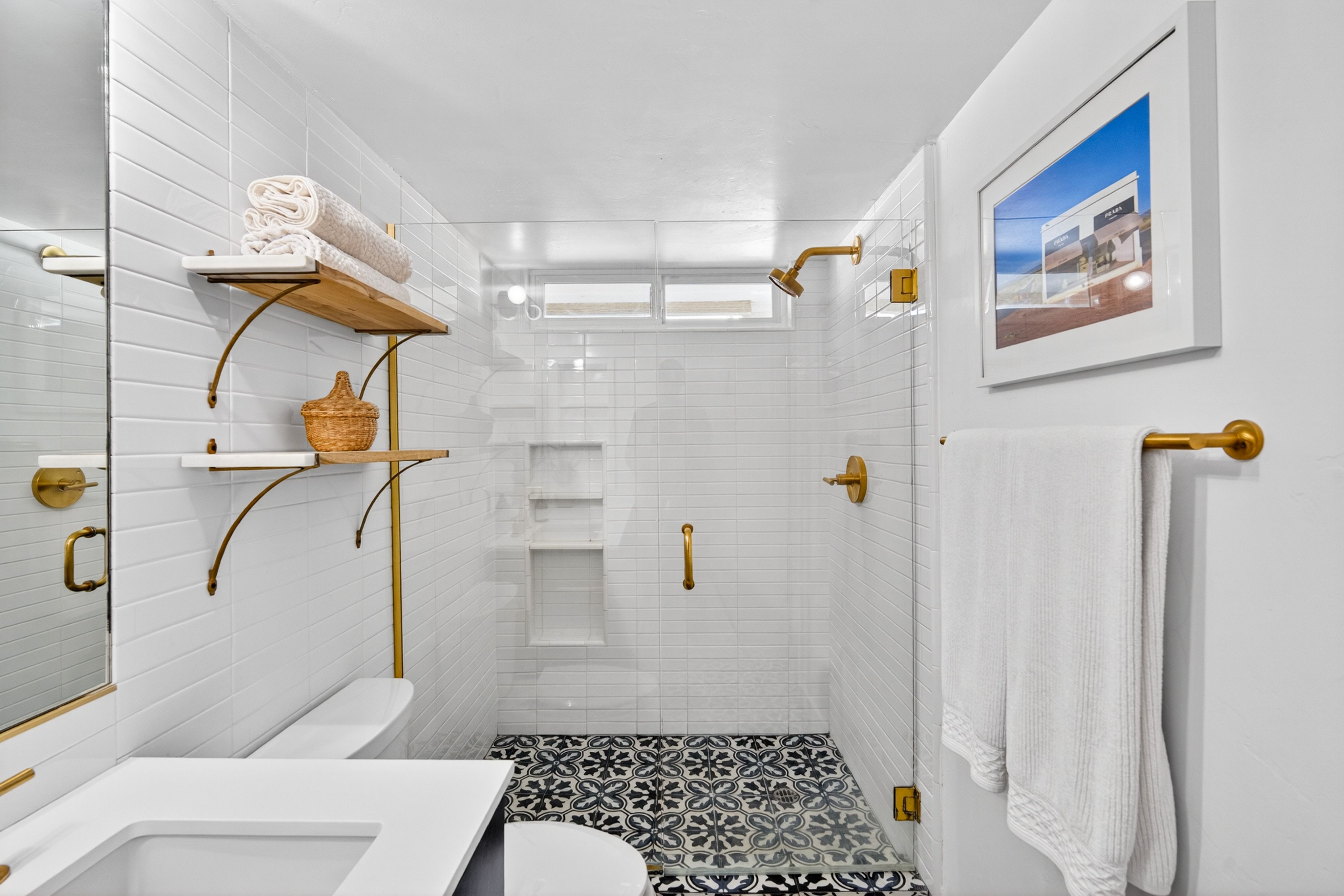  956 Tia Juana Street, Laguna Beach, CA 92651 - 物件實景