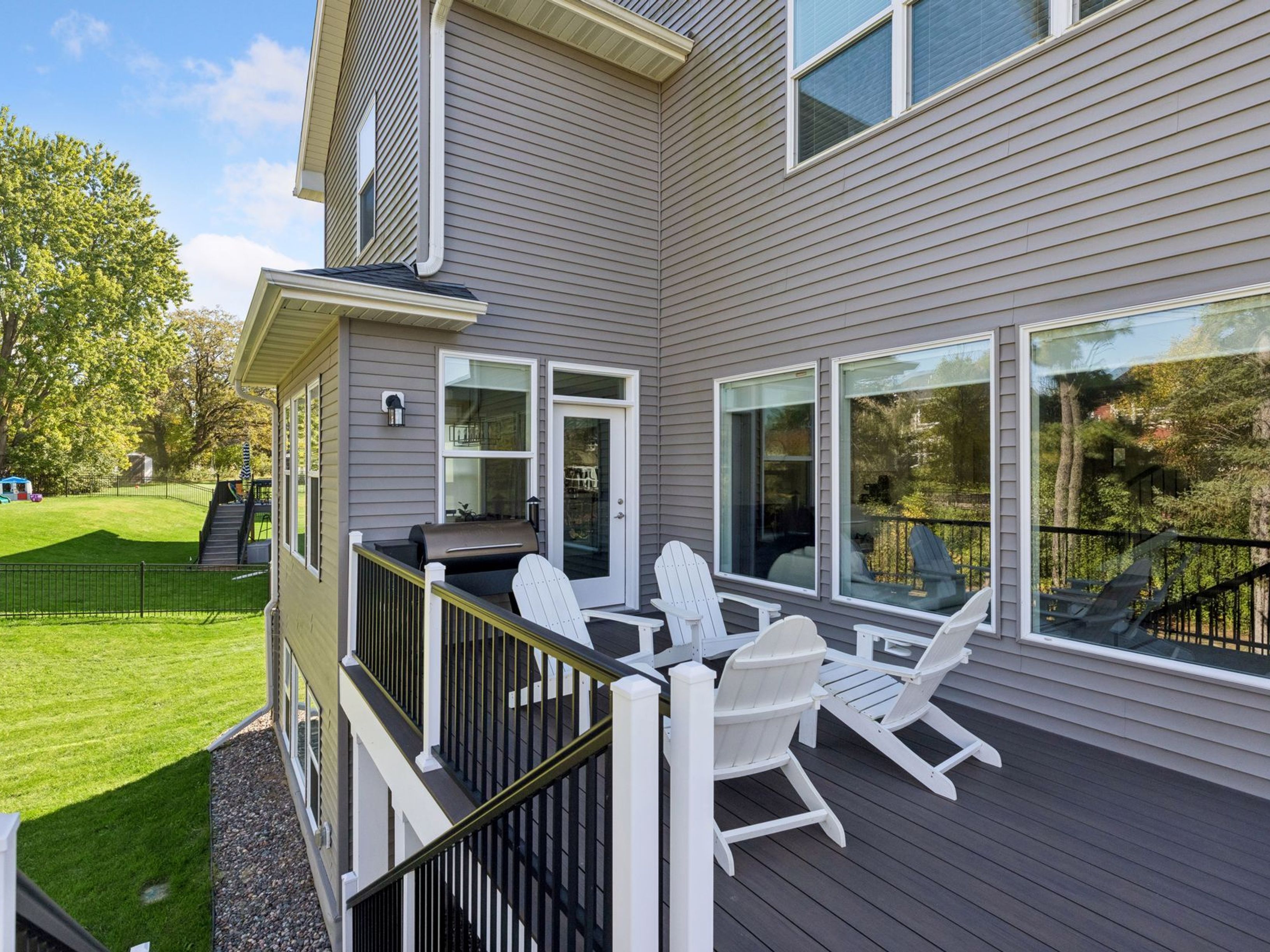  Luxury Living in Desirable Brown’s Creek Cove - 物件實景