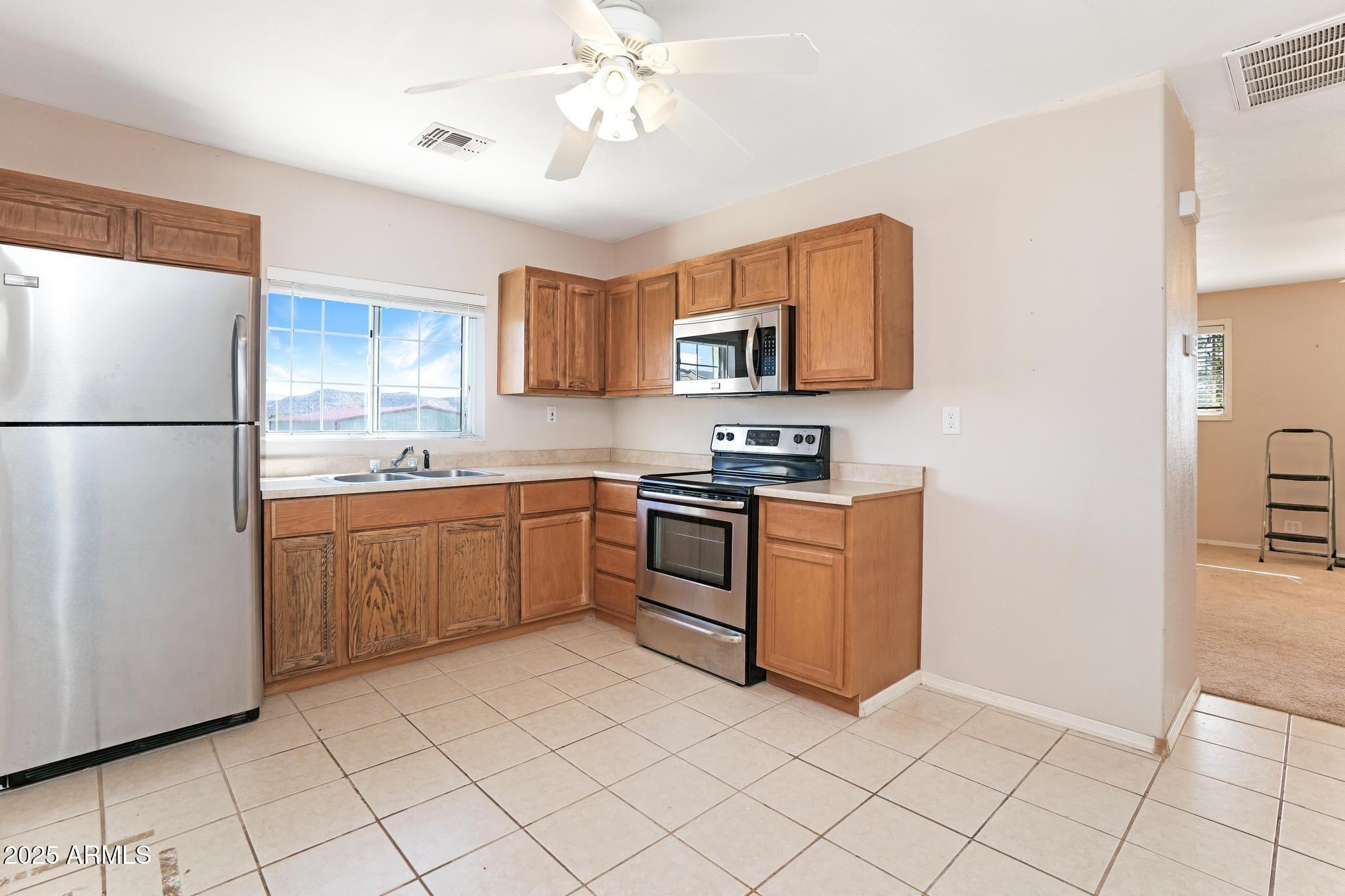 Camp Verde, Arizona, 86322, United States, 4 Bedrooms Bedrooms, ,3 BathroomsBathrooms,Residential,For Sale,1993597