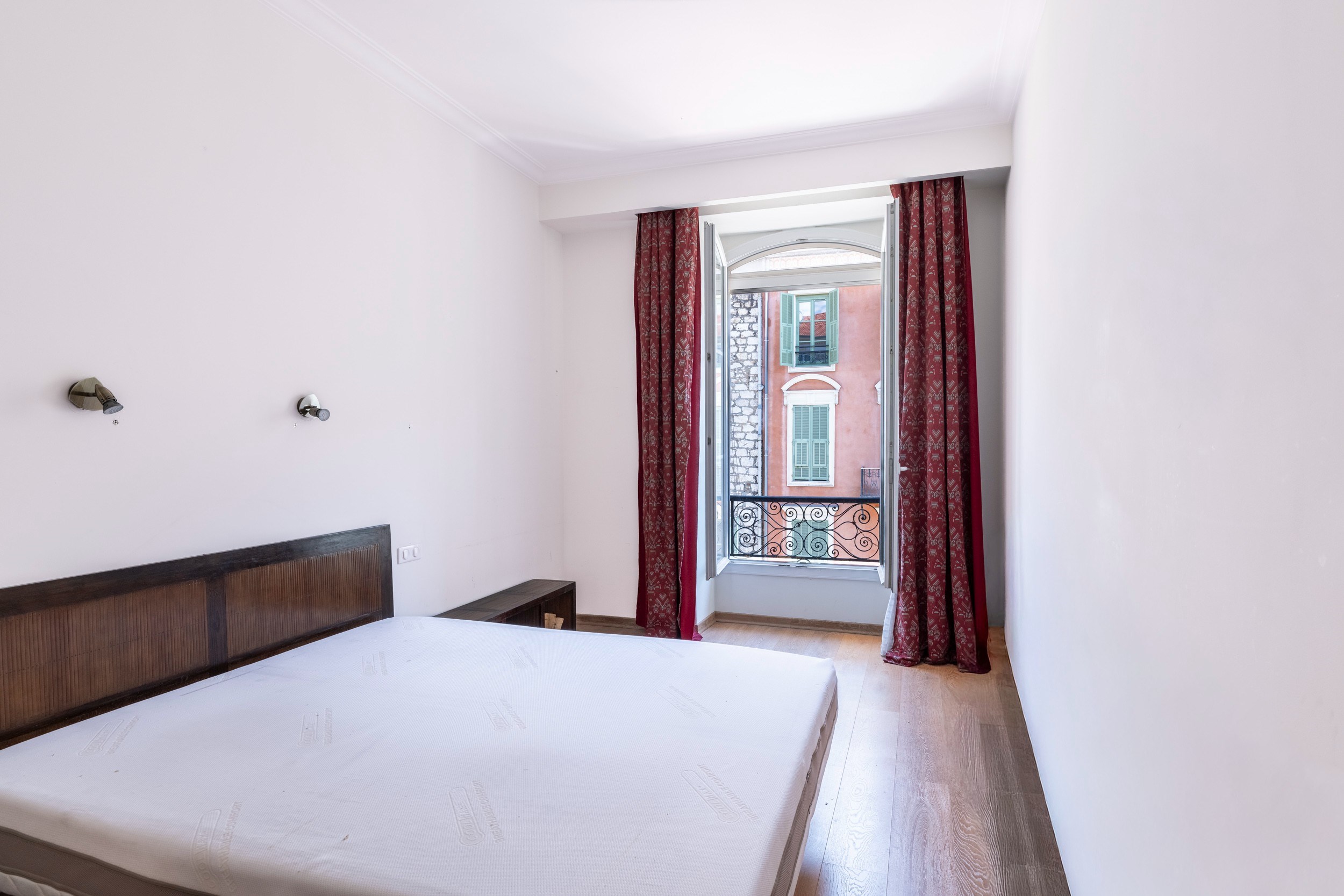  Nice Centre - 148 sq.m. apartment in need of renovation - Avenue Jean Médecin - 物件實景