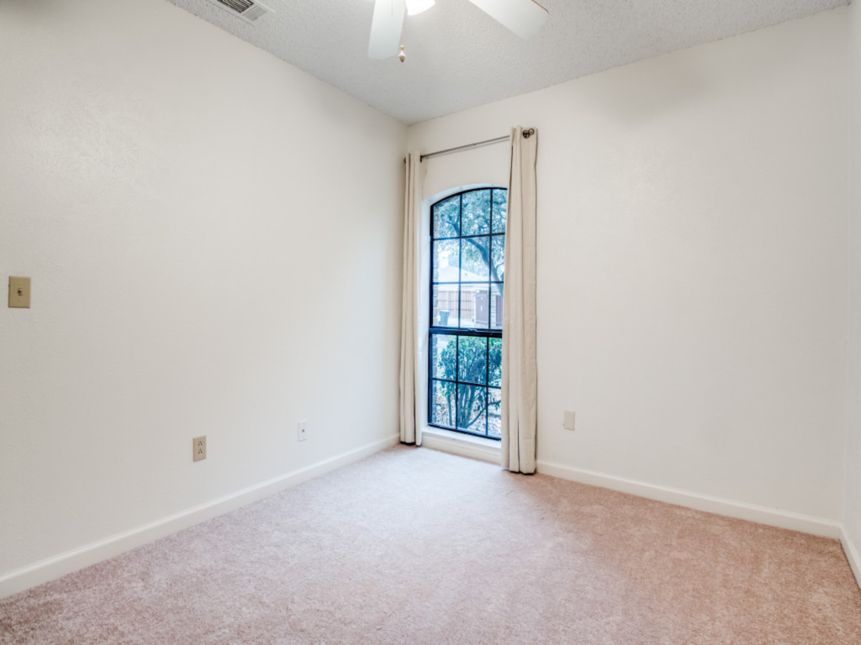 4525 Ringgold Lane - 物件實景