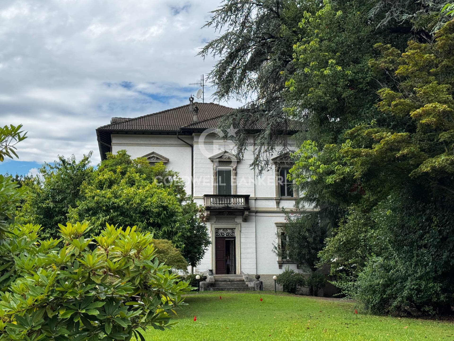 Verbania, Verbano-Cusio-Ossola, 28058, IT, 2 Bedrooms Bedrooms, ,2 BathroomsBathrooms,Residential,For Sale,1927438