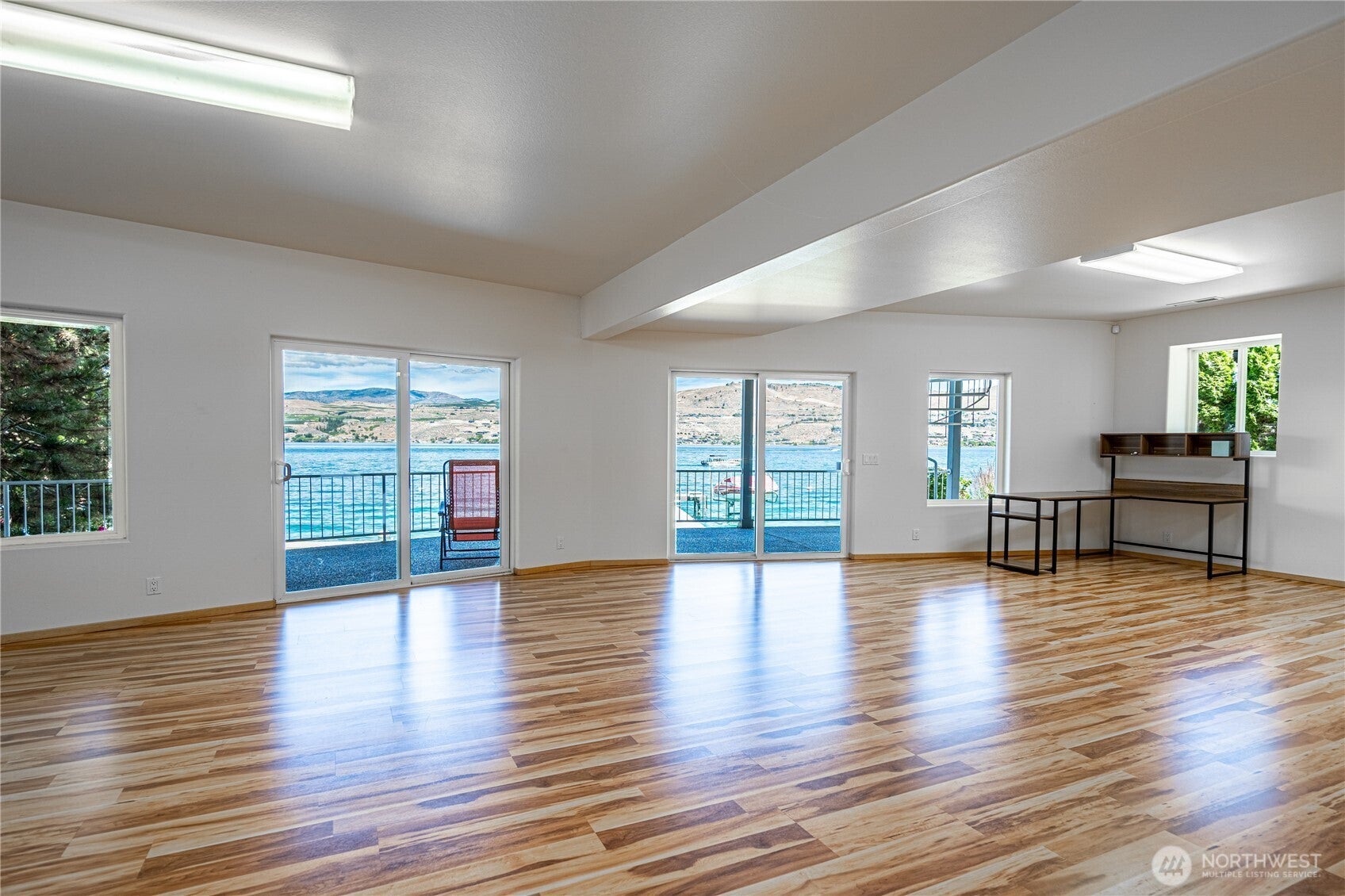 Chelan, Washington, 98816, United States, 3 Bedrooms Bedrooms, ,3 BathroomsBathrooms,Residential,For Sale,1827757