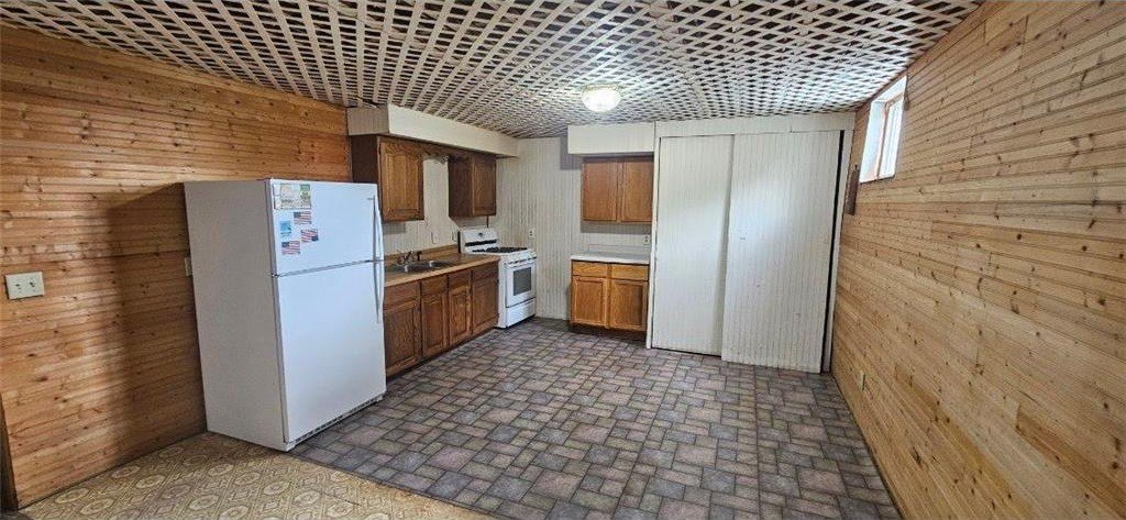 Osakis, Minnesota, 56360, United States, 3 Bedrooms Bedrooms, ,1 BathroomBathrooms,Residential,For Sale,1983386