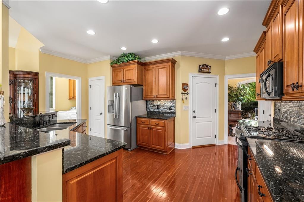 Gainesville, Georgia, 30506, United States, 4 Bedrooms Bedrooms, ,3 BathroomsBathrooms,Residential,For Sale,1737543