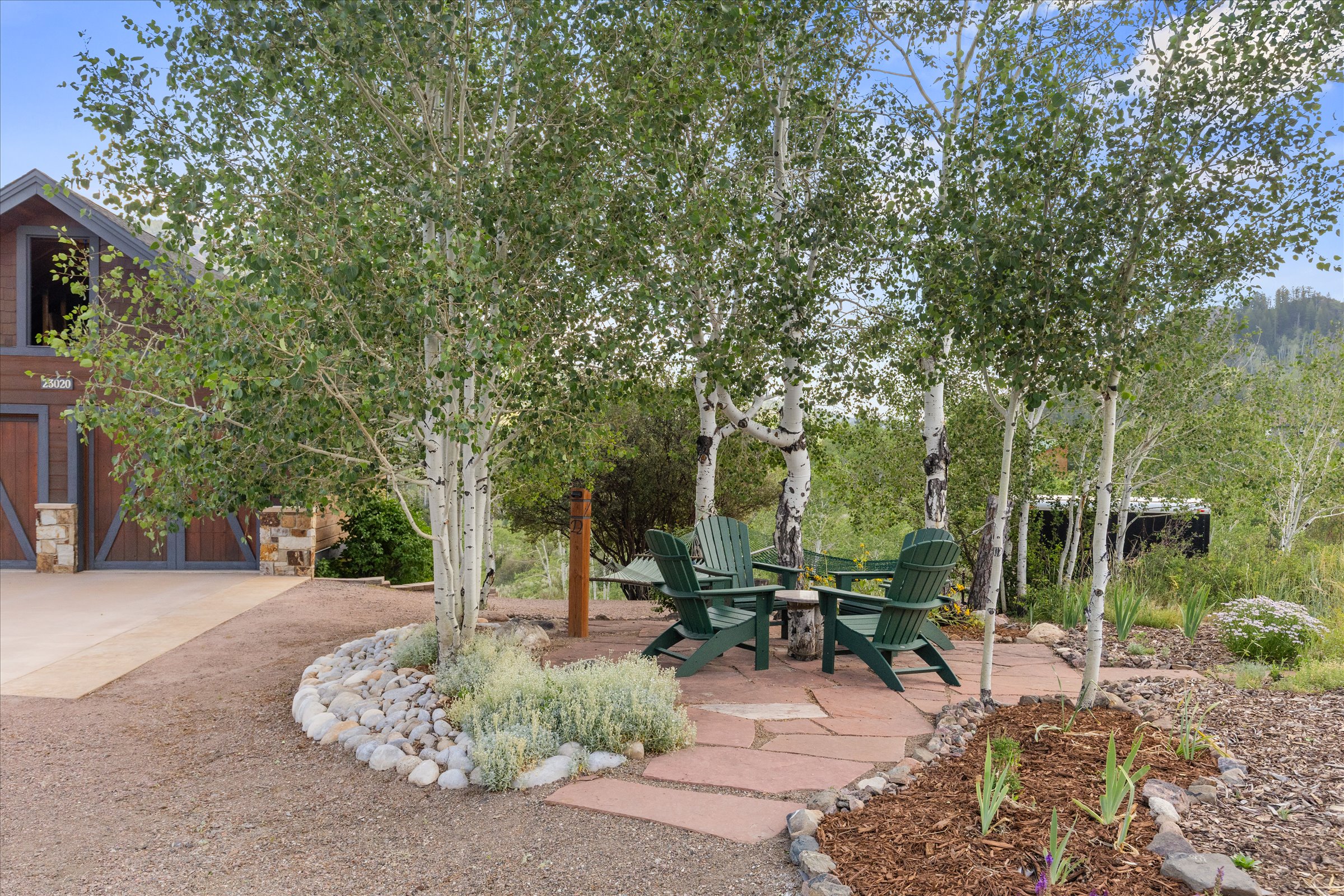  23020 Lynx Basin Lane, Oak Creek, CO 80467 - 物件實景