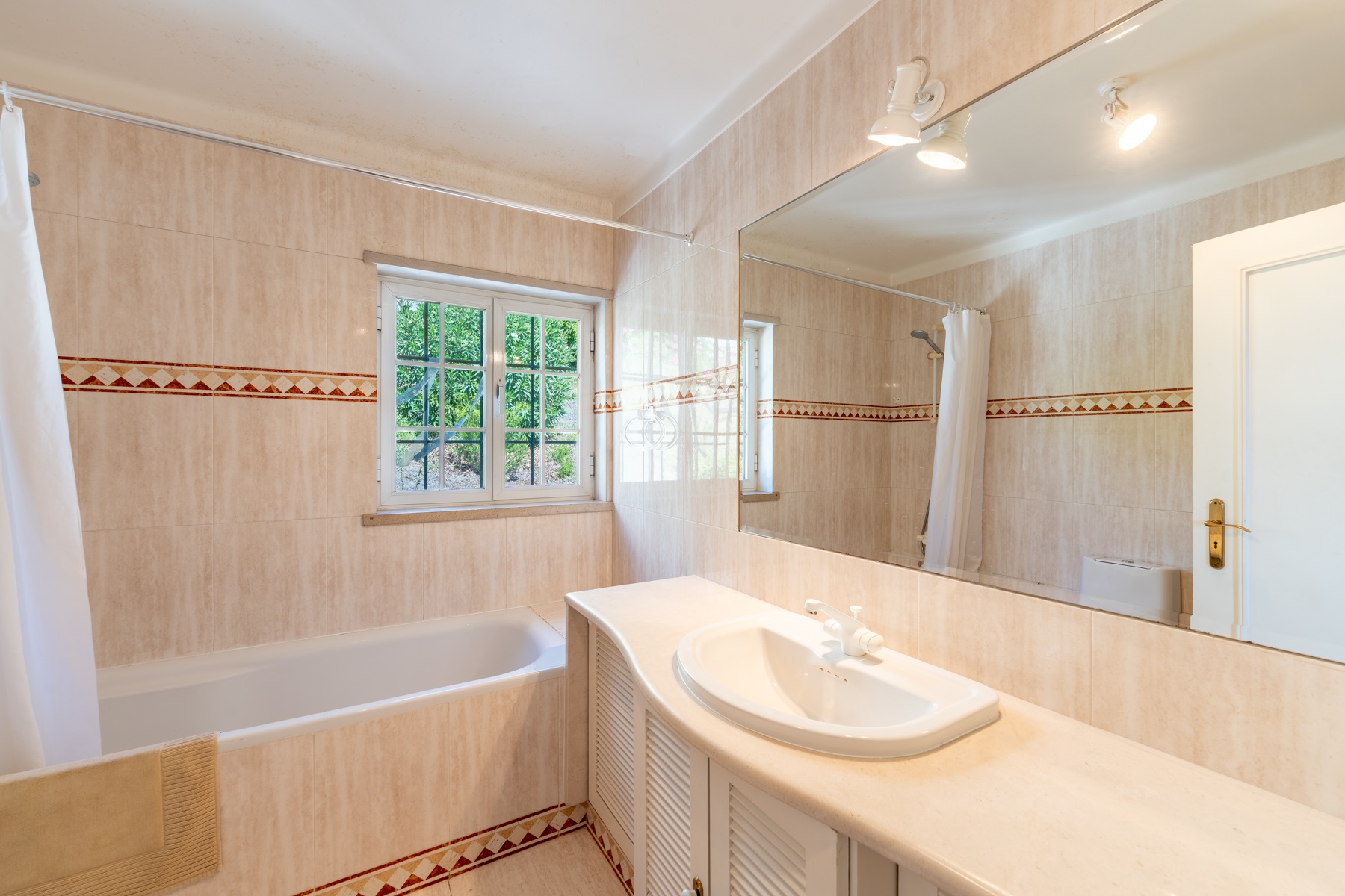  Detached house, 4 bedrooms, for Sale - 物件實景