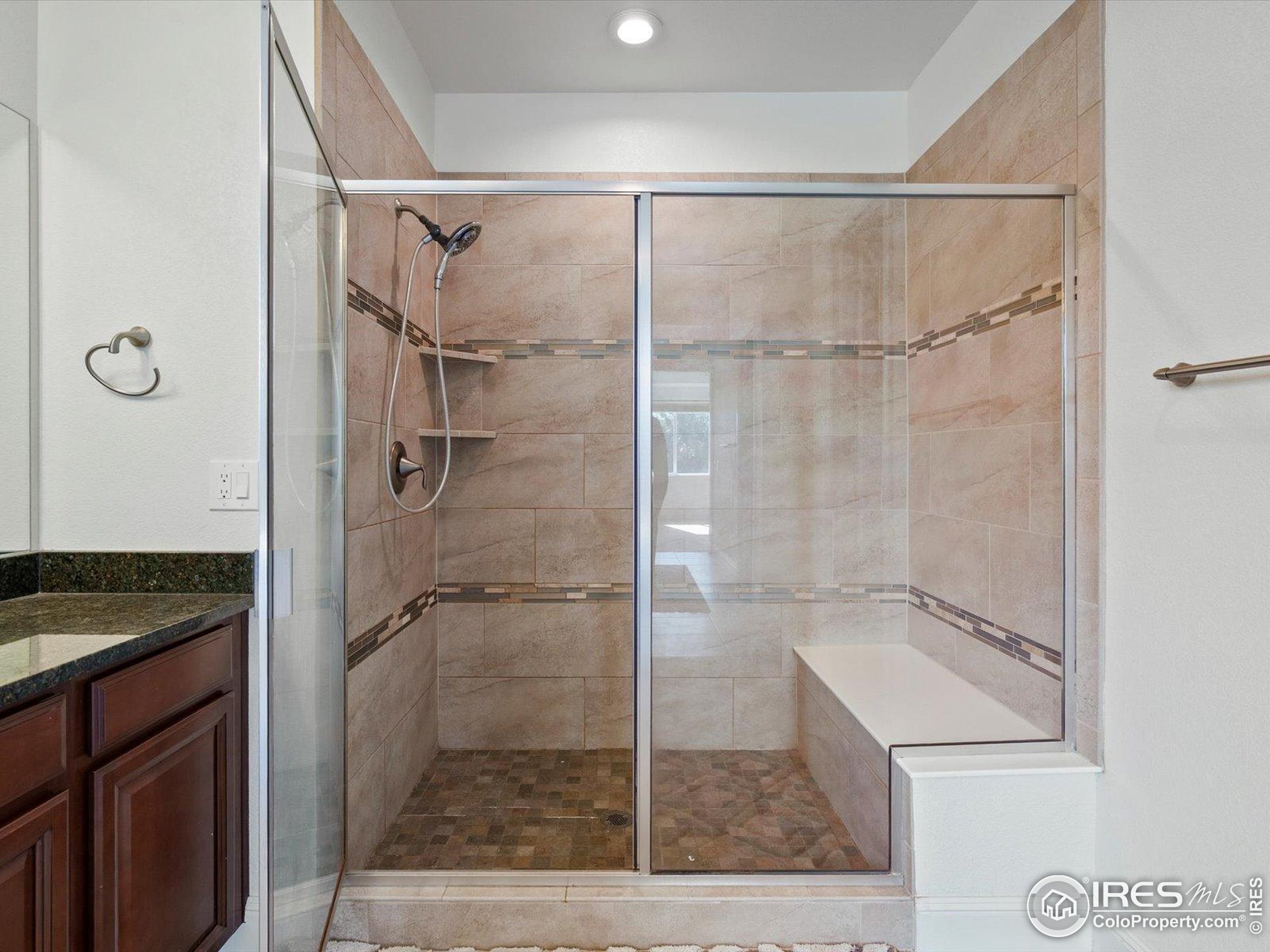 Arvada, Colorado, 80007, United States, 4 Bedrooms Bedrooms, ,3 BathroomsBathrooms,Residential,For Sale,1917292
