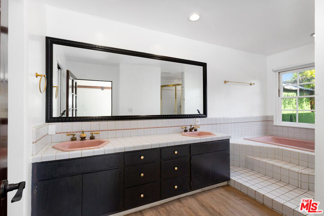 West Covina, California, 91791, United States, 4 Bedrooms Bedrooms, ,3 BathroomsBathrooms,Residential,For Sale,1989047