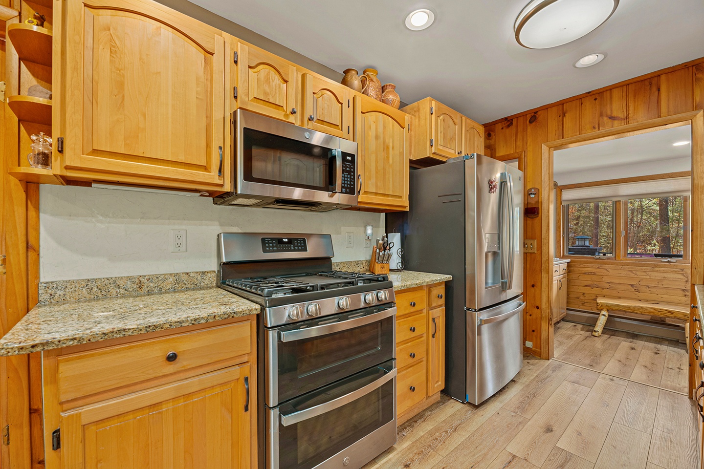 Manitowish Waters, Wisconsin, 54545, United States, 3 Bedrooms Bedrooms, ,4 BathroomsBathrooms,Residential,For Sale,1823646