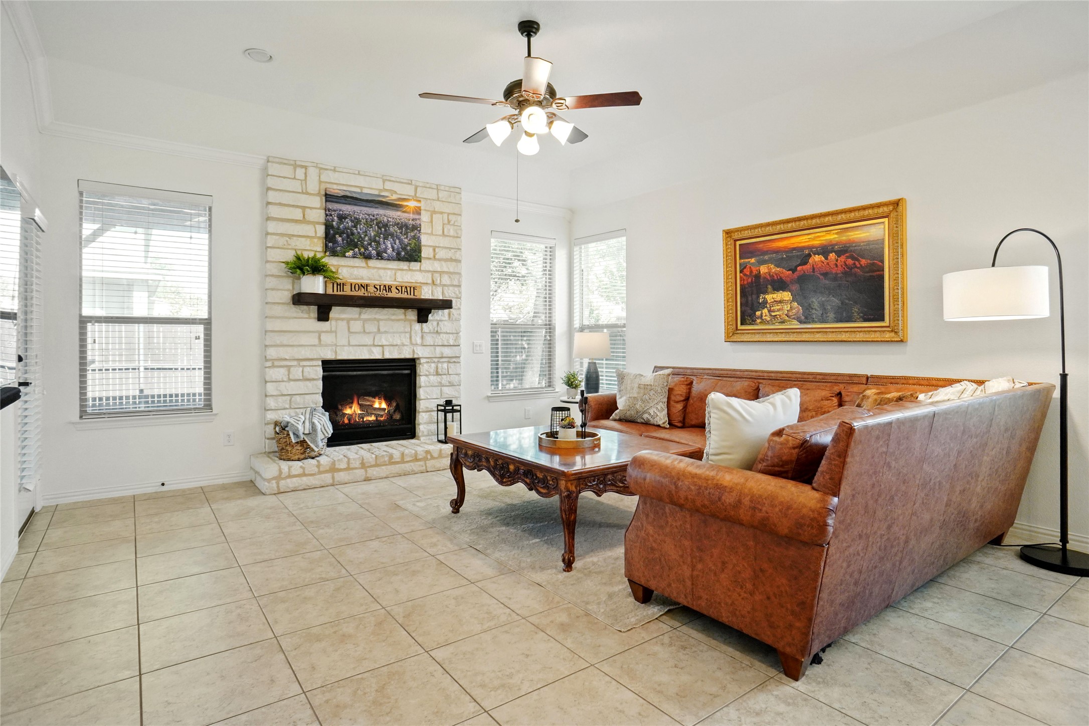 North Richland Hills, Texas, 76182, United States, 4 Bedrooms Bedrooms, ,3 BathroomsBathrooms,Residential,For Sale,1970443