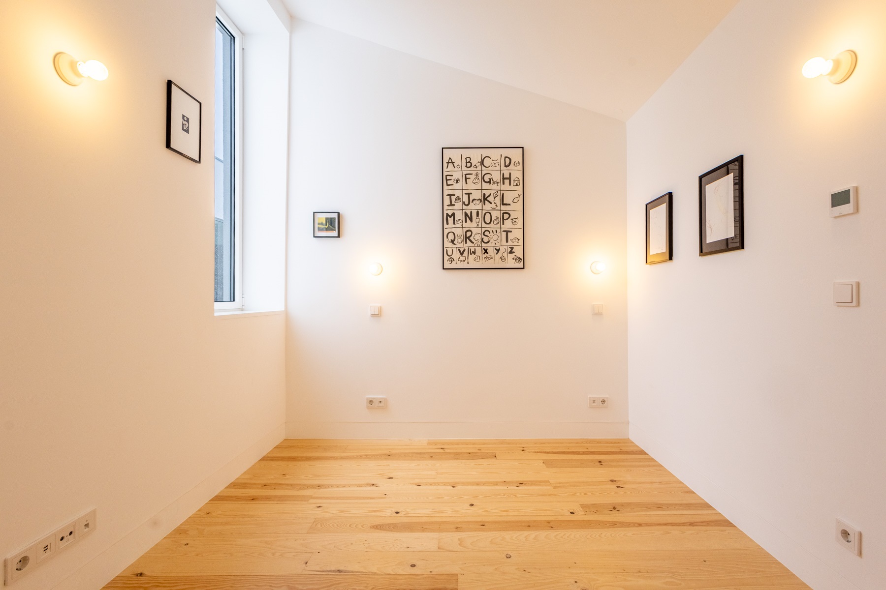 Semi-detached house, 5 bedrooms, for Sale - 物件實景