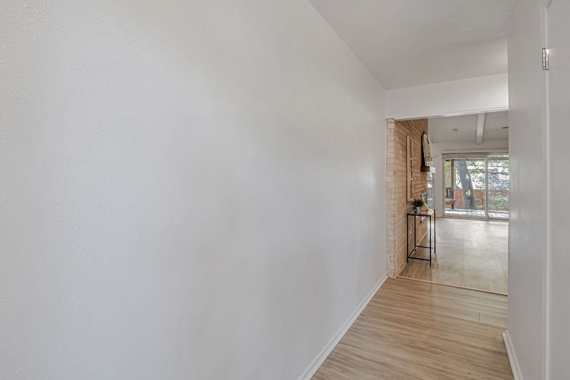 Austin, Texas, 78759, United States, 3 Bedrooms Bedrooms, ,2 BathroomsBathrooms,Residential,For Sale,1857770