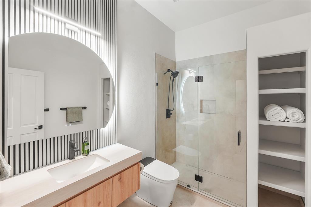 Durango, Colorado, 81301, United States, 3 Bedrooms Bedrooms, ,2 BathroomsBathrooms,Residential,For Sale,1989525