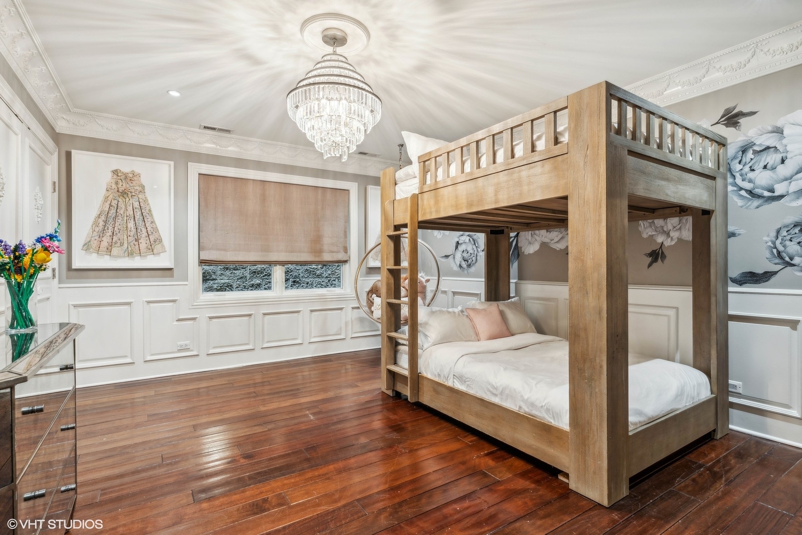 3830 N Wayne Avenue, Chicago, Illinois, 60613, United States, 6 Bedrooms Bedrooms, ,6 BathroomsBathrooms,Residential,For Sale,3830 N Wayne Avenue,1628817