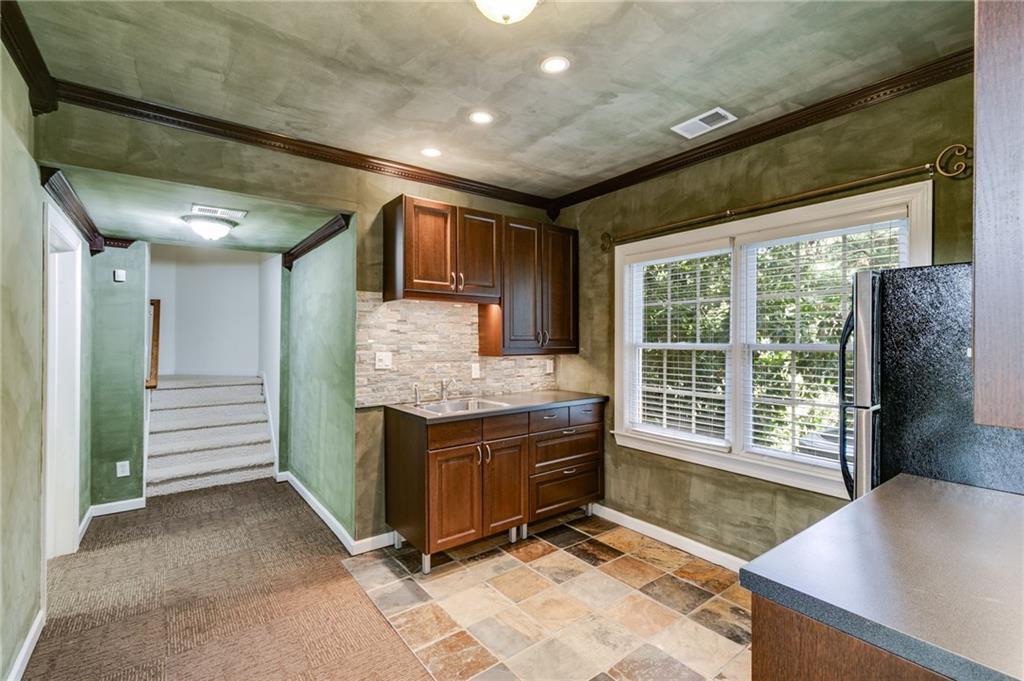 Atlanta, Georgia, 30350, United States, 6 Bedrooms Bedrooms, ,5 BathroomsBathrooms,Residential,For Sale,1900551