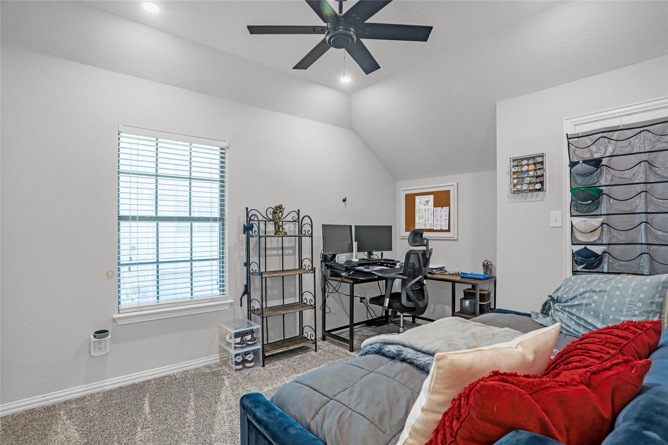 North Richland Hills, Texas, 76180, United States, 5 Bedrooms Bedrooms, ,4 BathroomsBathrooms,Residential,For Sale,1946878