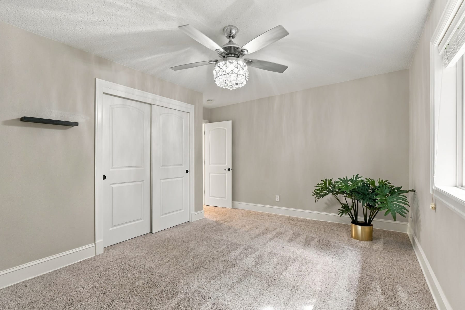  10340 SW HELENIUS ST Tualatin, OR 97062 - 物件實景