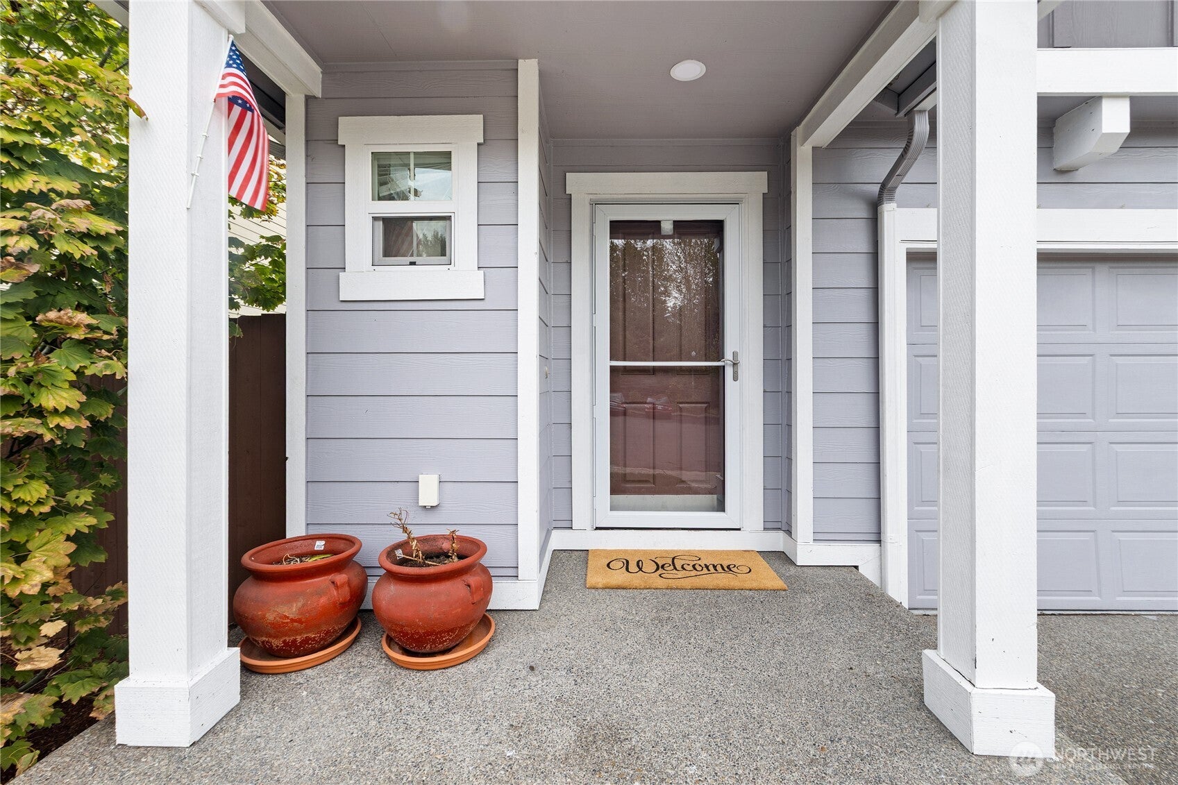 Kent, Washington, 98042, United States, 4 Bedrooms Bedrooms, ,3 BathroomsBathrooms,Residential,For Sale,1987043