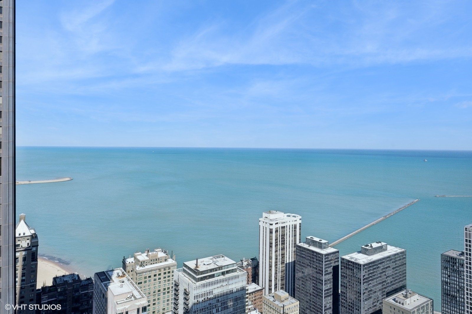 Chicago, Illinois, 60611, United States, 3 Bedrooms Bedrooms, ,3 BathroomsBathrooms,Residential,For Sale,1941703